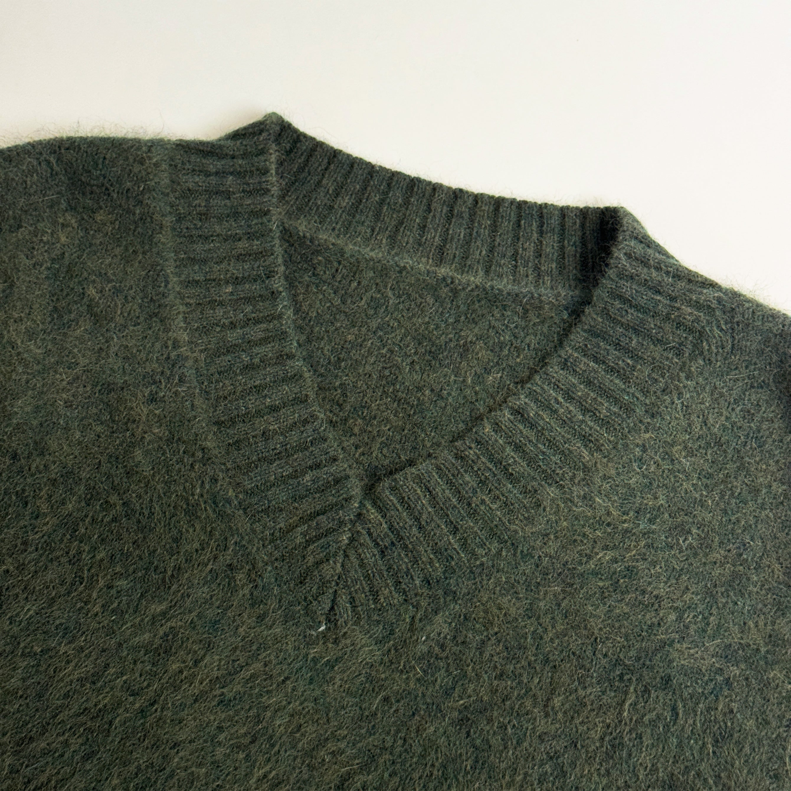 Raccoon Hair Loose V-neck Sweater