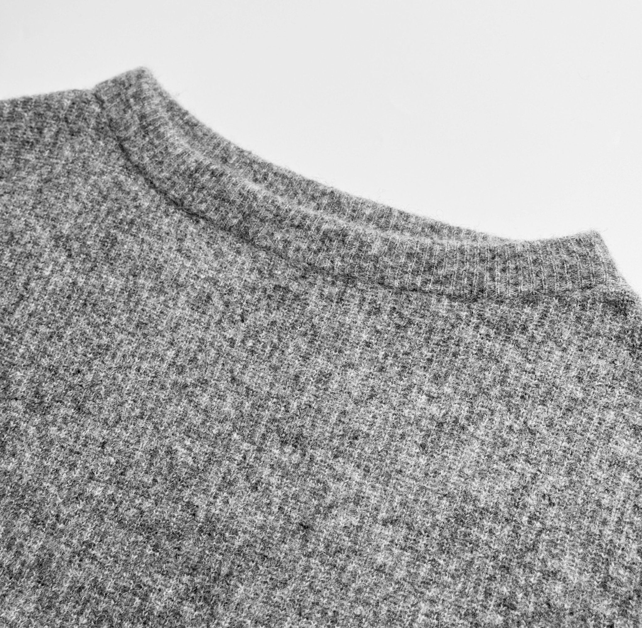 Alpaca Loose Sweater - Nettarei