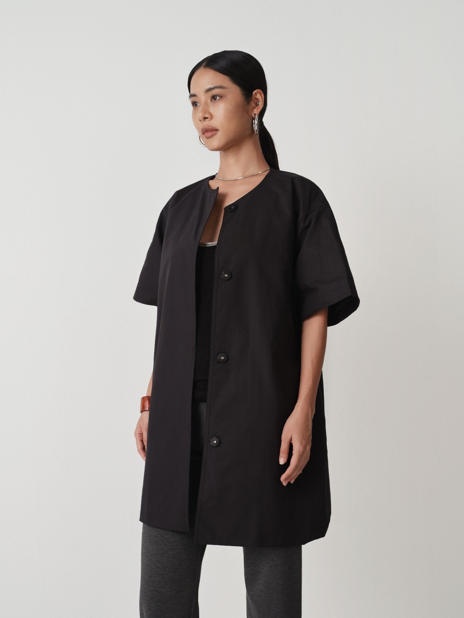 Essential Minimalist Shift Dress - Nettarei