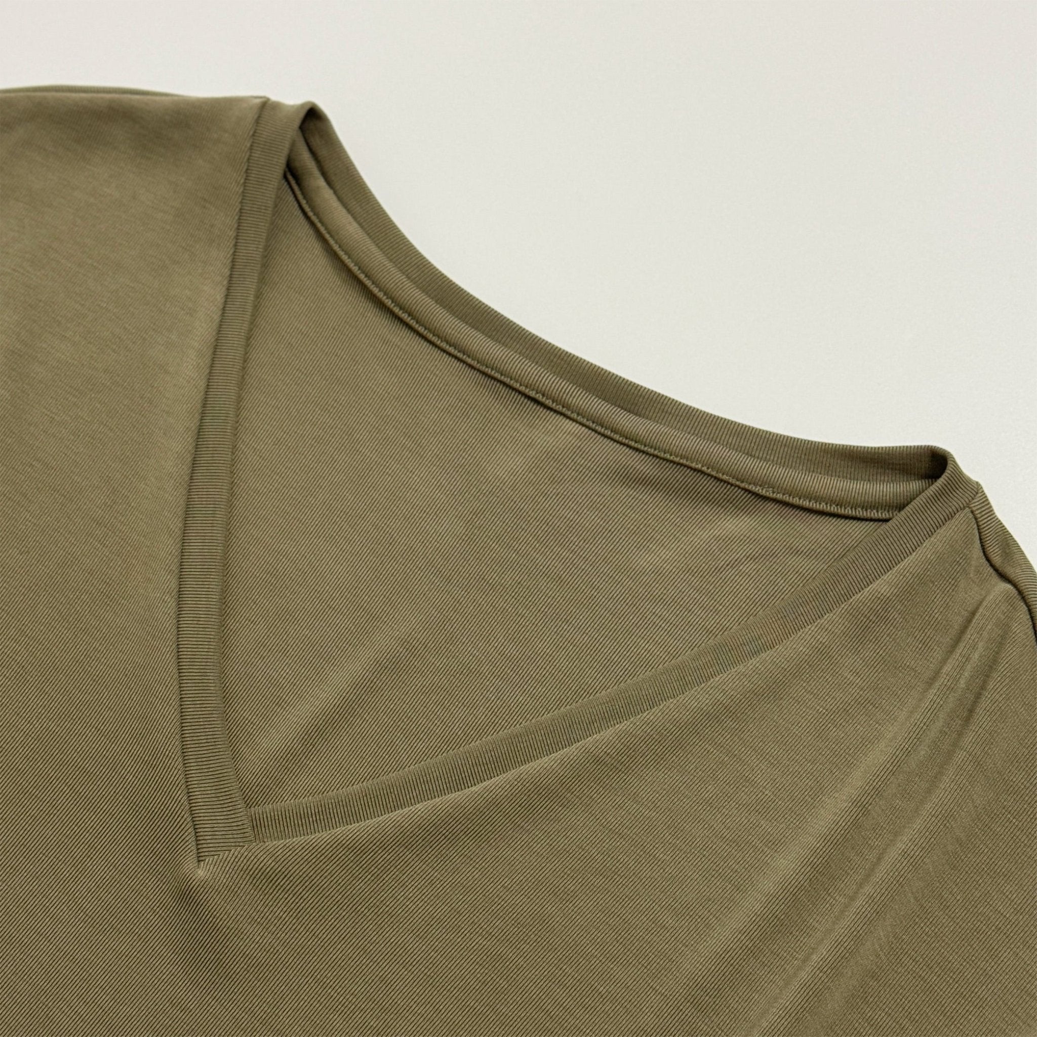 Fluid V - Neck T-Shirt Workwear - Nettarei