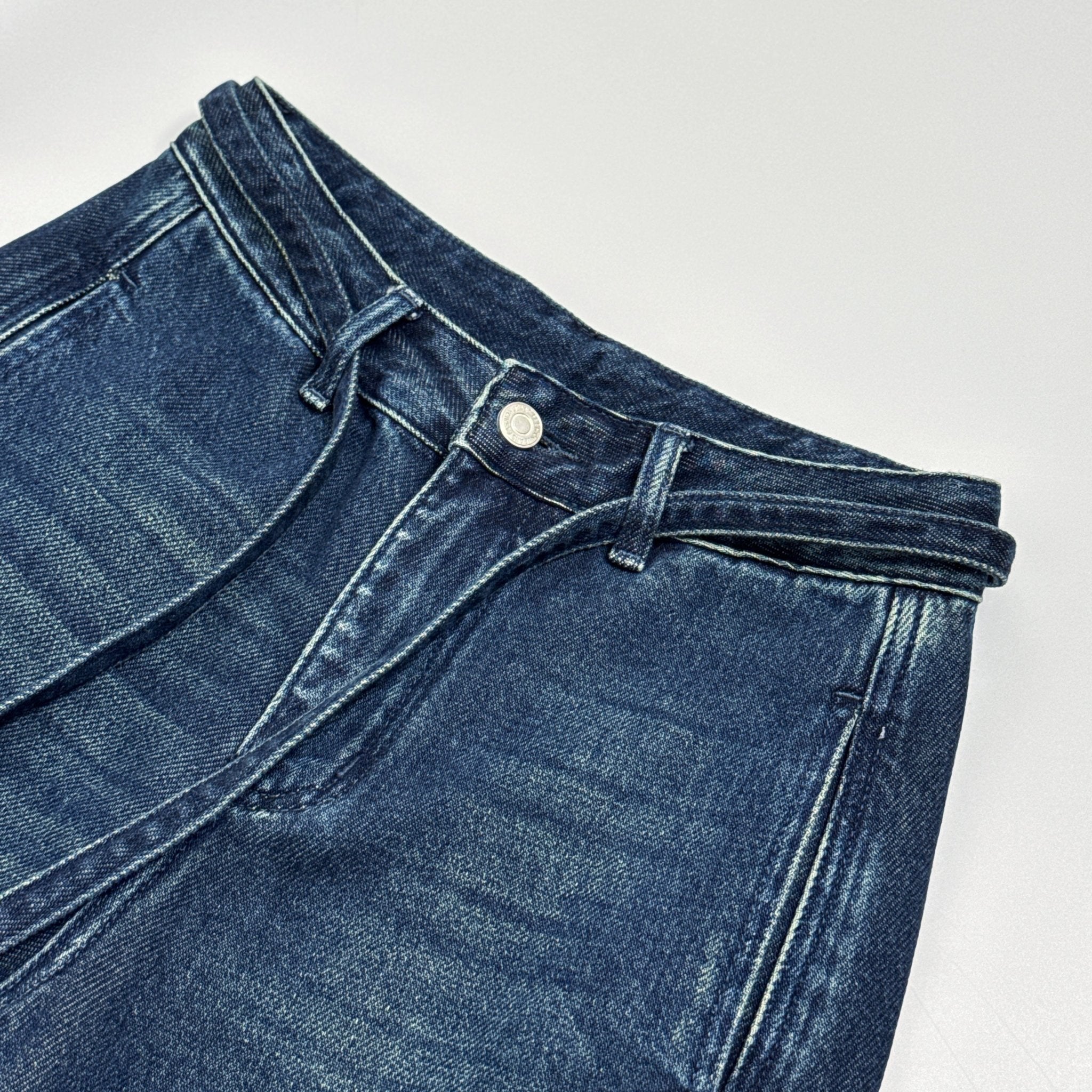 High - Waist Slim Jeans - Nettarei