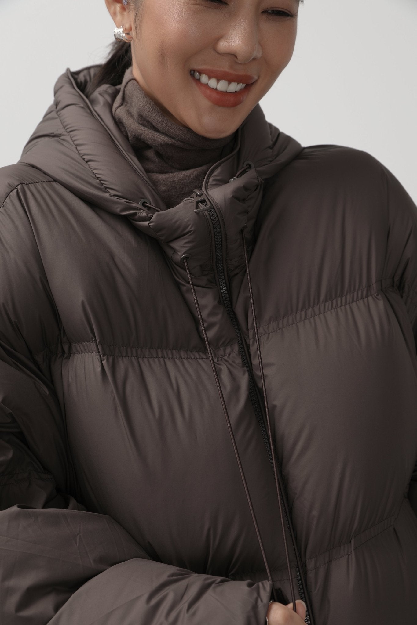 Hooded Short Down Jacket - Minimalist - Nettarei