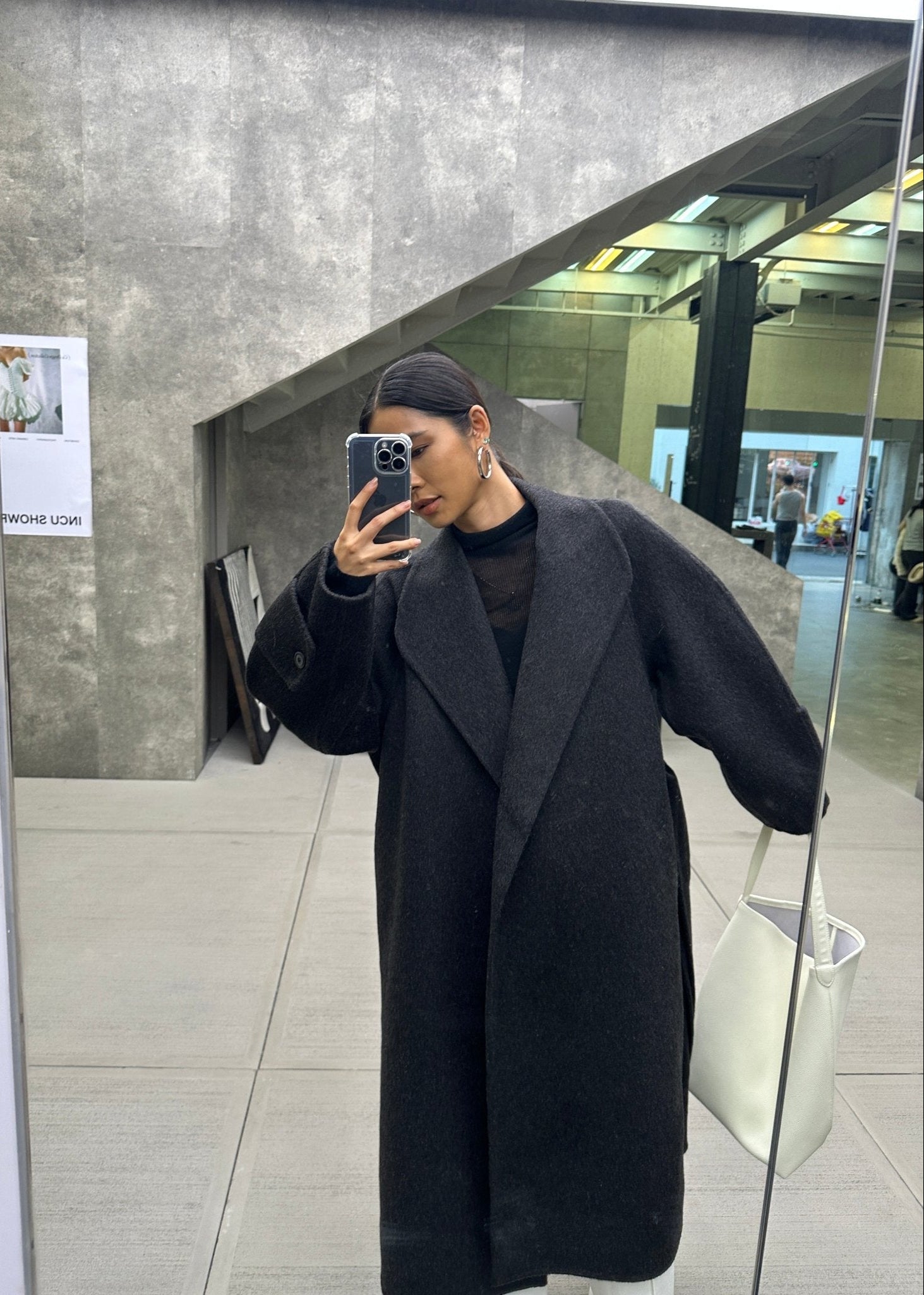 Minimalist Robe Coat - Nettarei