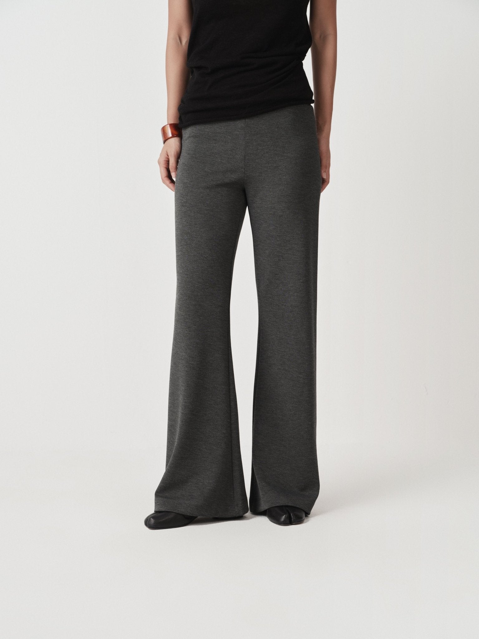 Minimalist Straight - Leg Pants - Fall - Nettarei