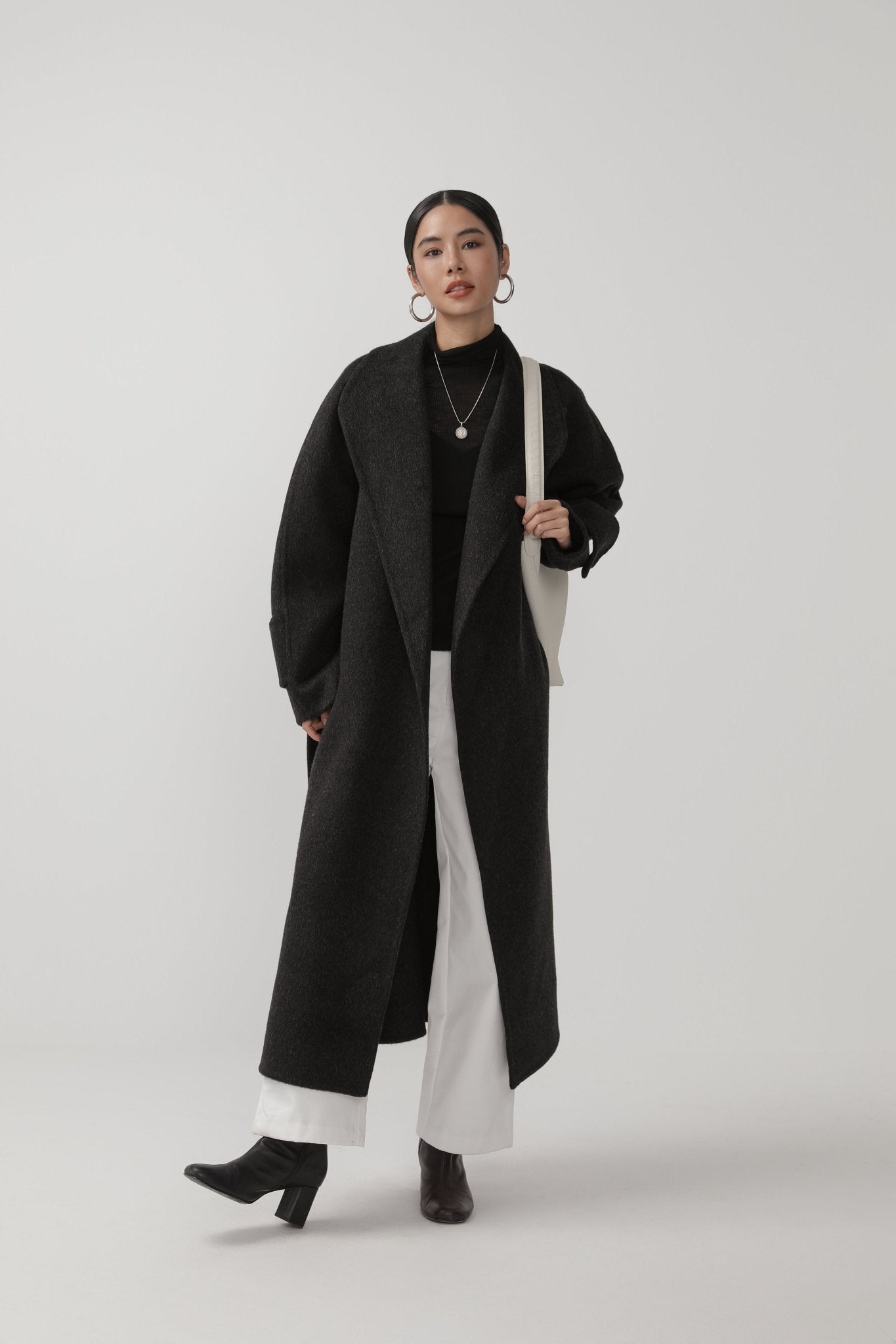 Minimalist Straight Pants - Nettarei