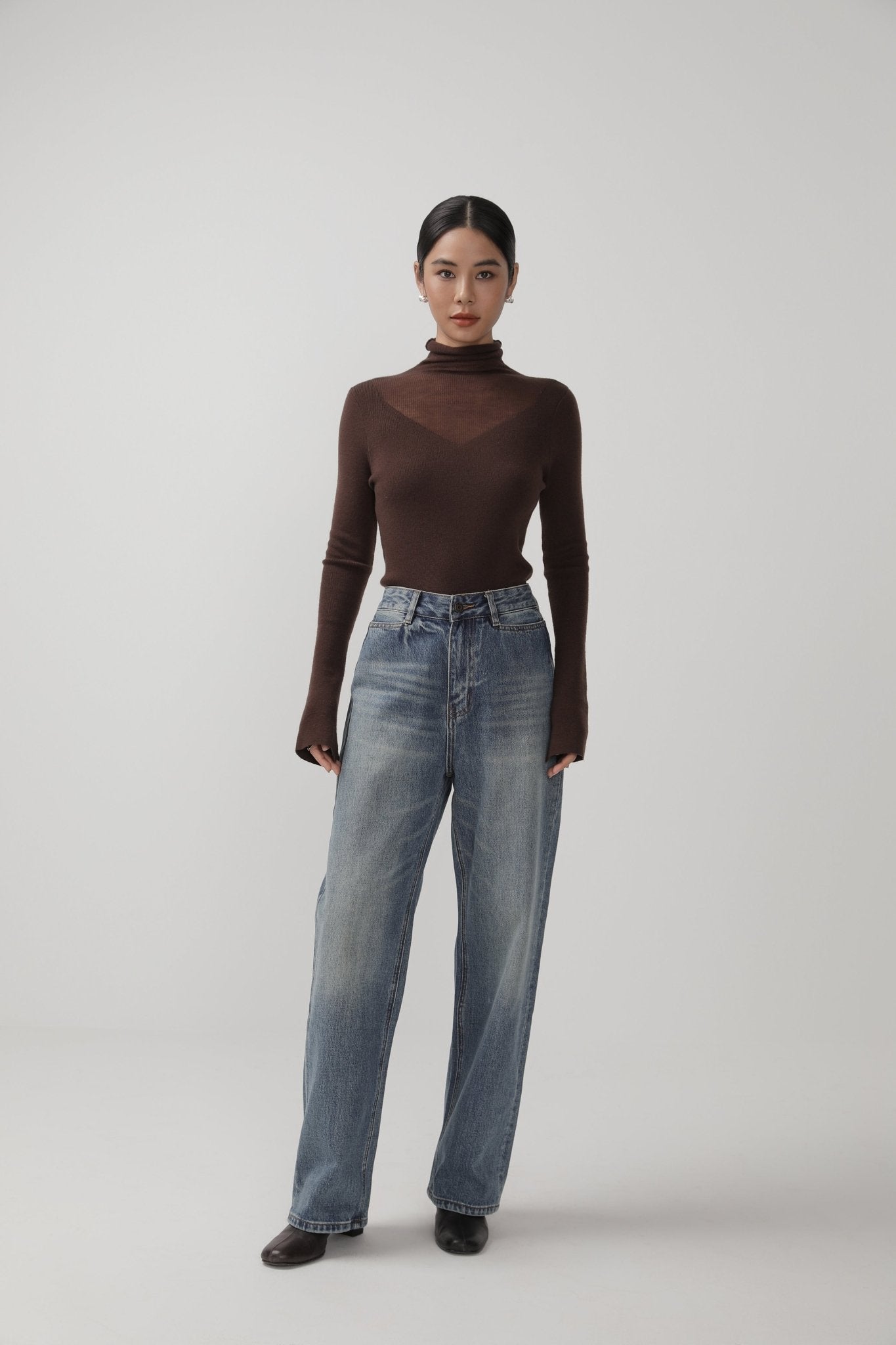 Minimalist Turtleneck Sweater - Nettarei