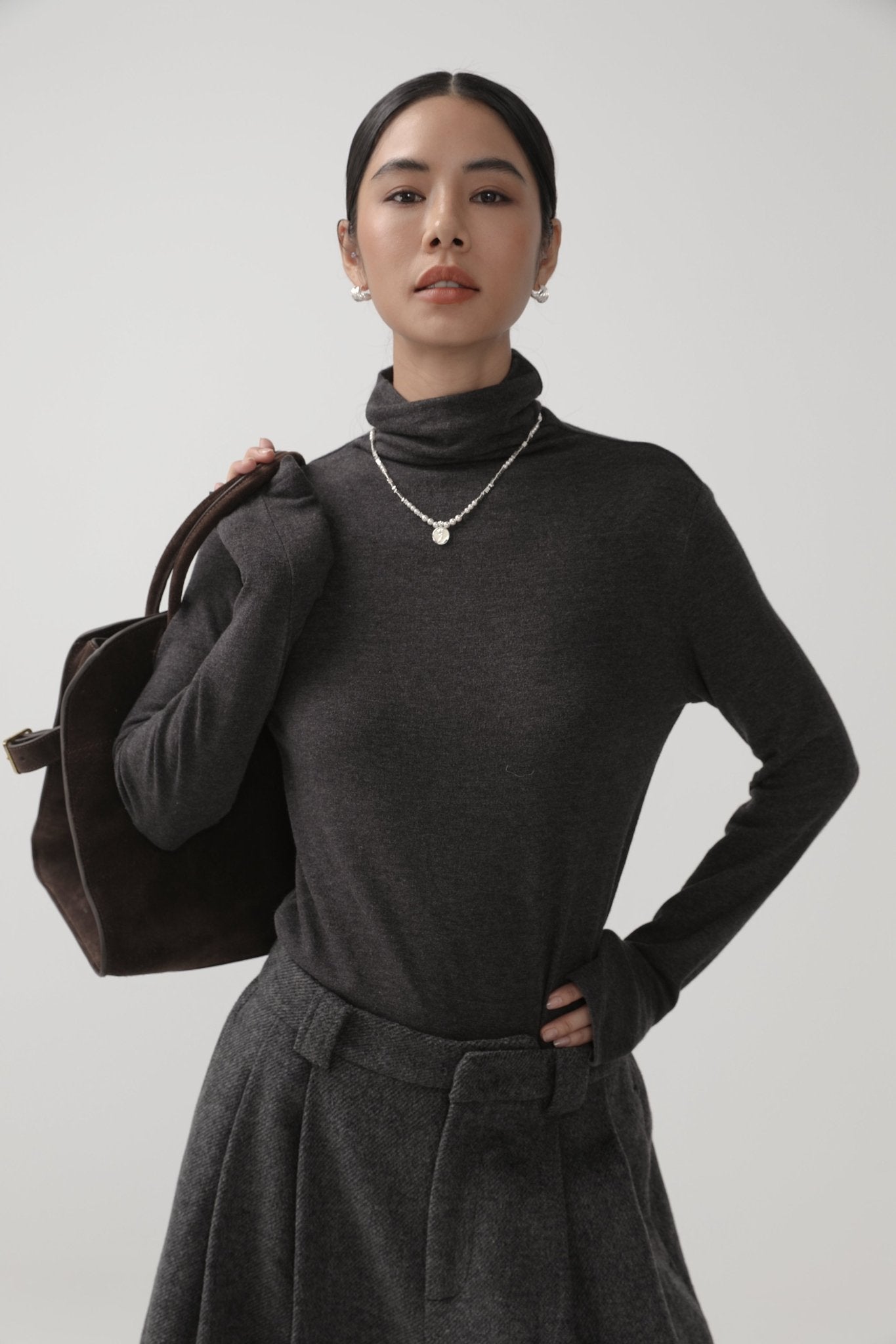 Minimalist Turtleneck Top for Fall - Nettarei