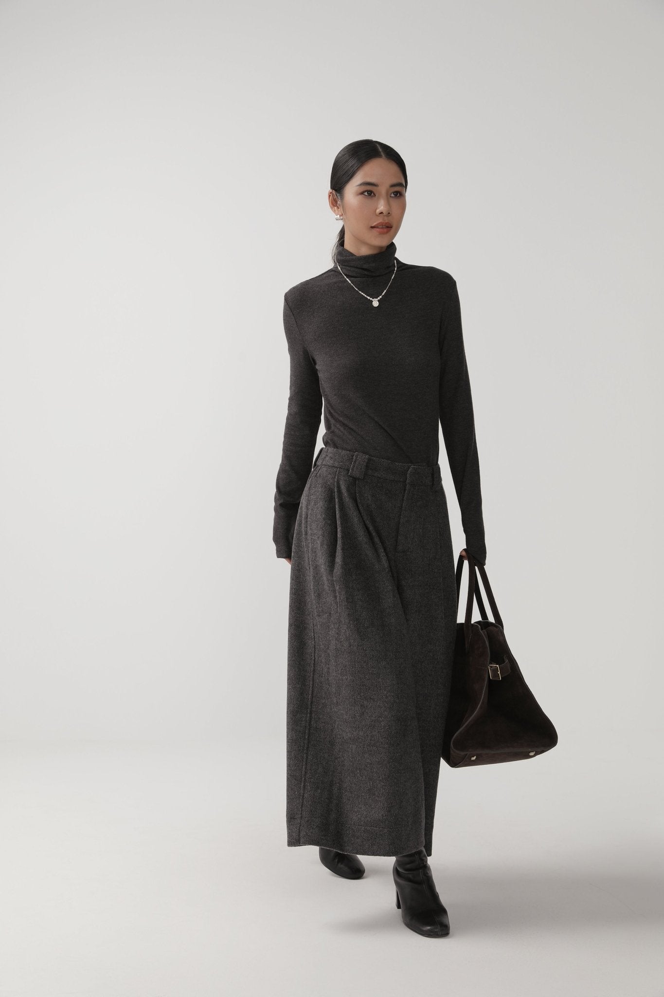 Minimalist Turtleneck Top for Fall - Nettarei