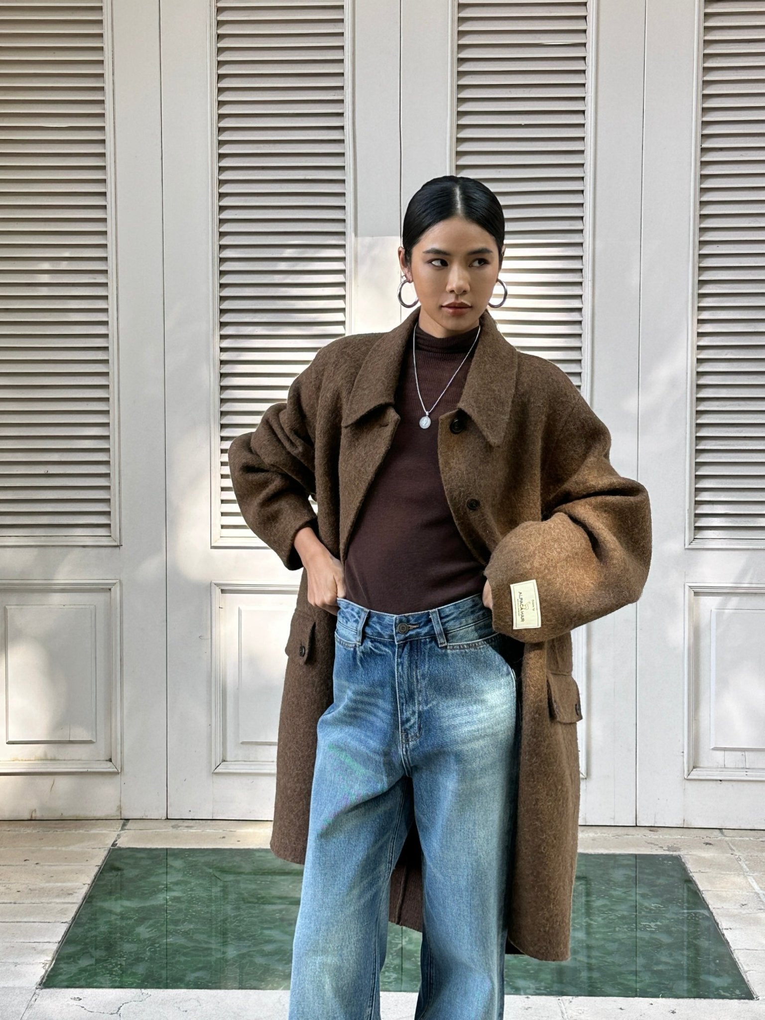 Oversized Minimalist Coat for Fall - Nettarei