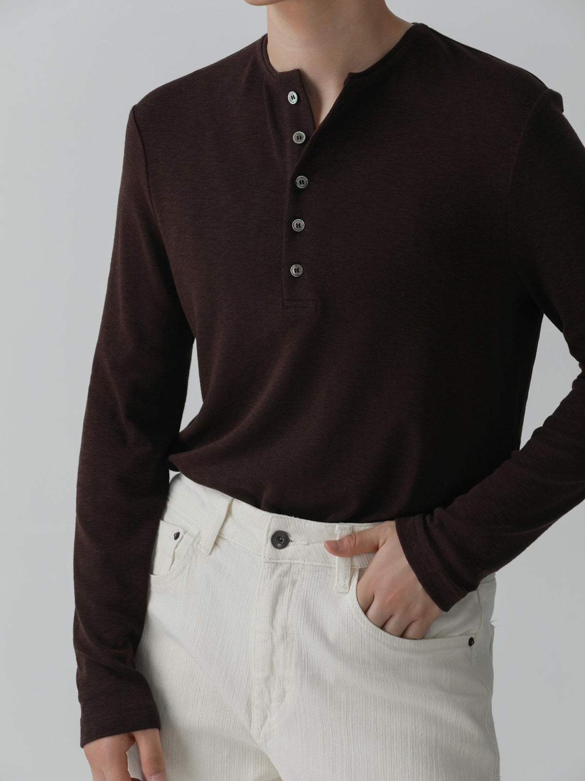 Relaxed Henley Long-Sleeve Tee – Breathable Viscose-Cotton Blend Top for Men - Nettarei