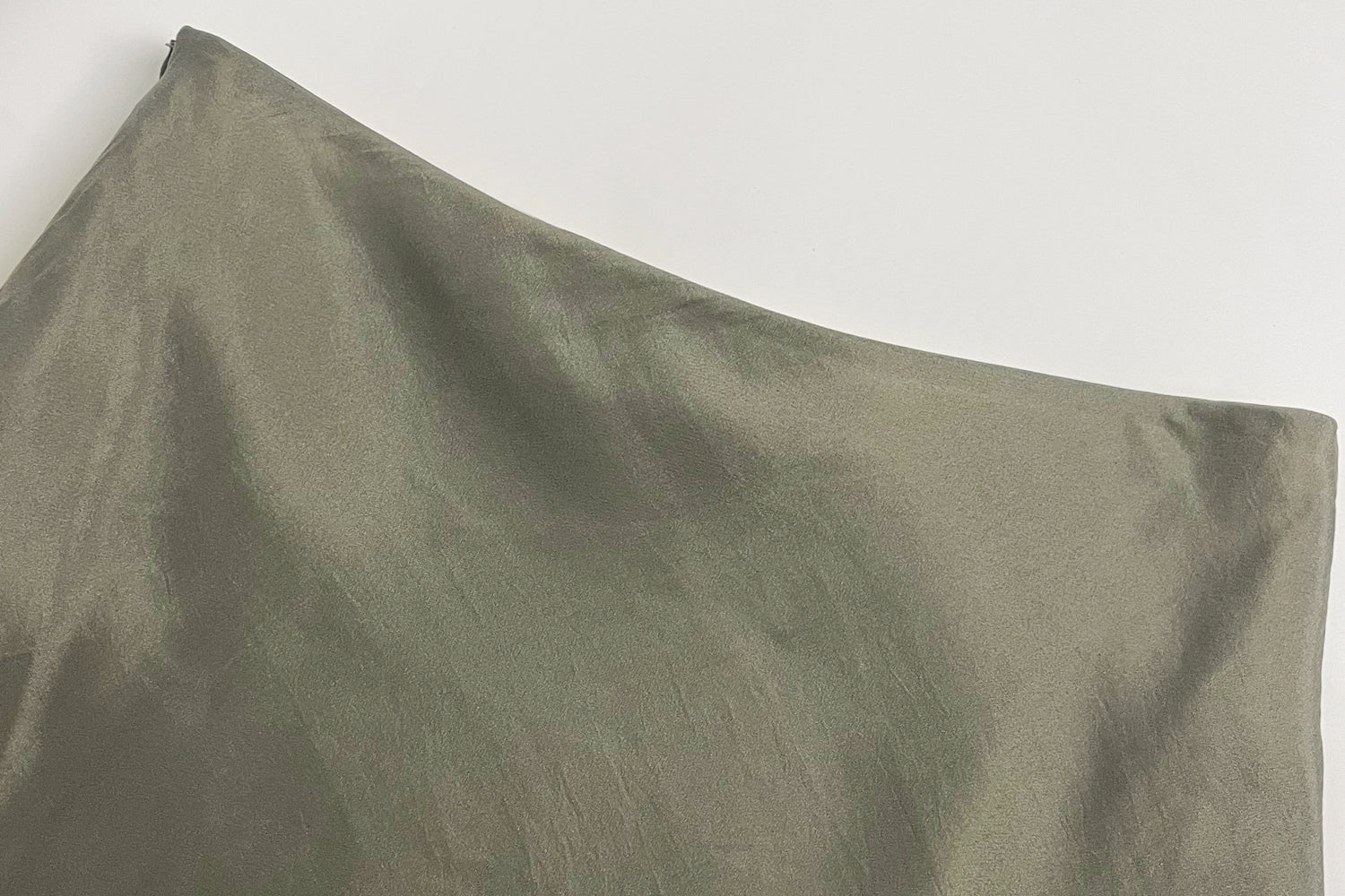 Serene Island-Inspired A-line Midi Skirt - Nettarei