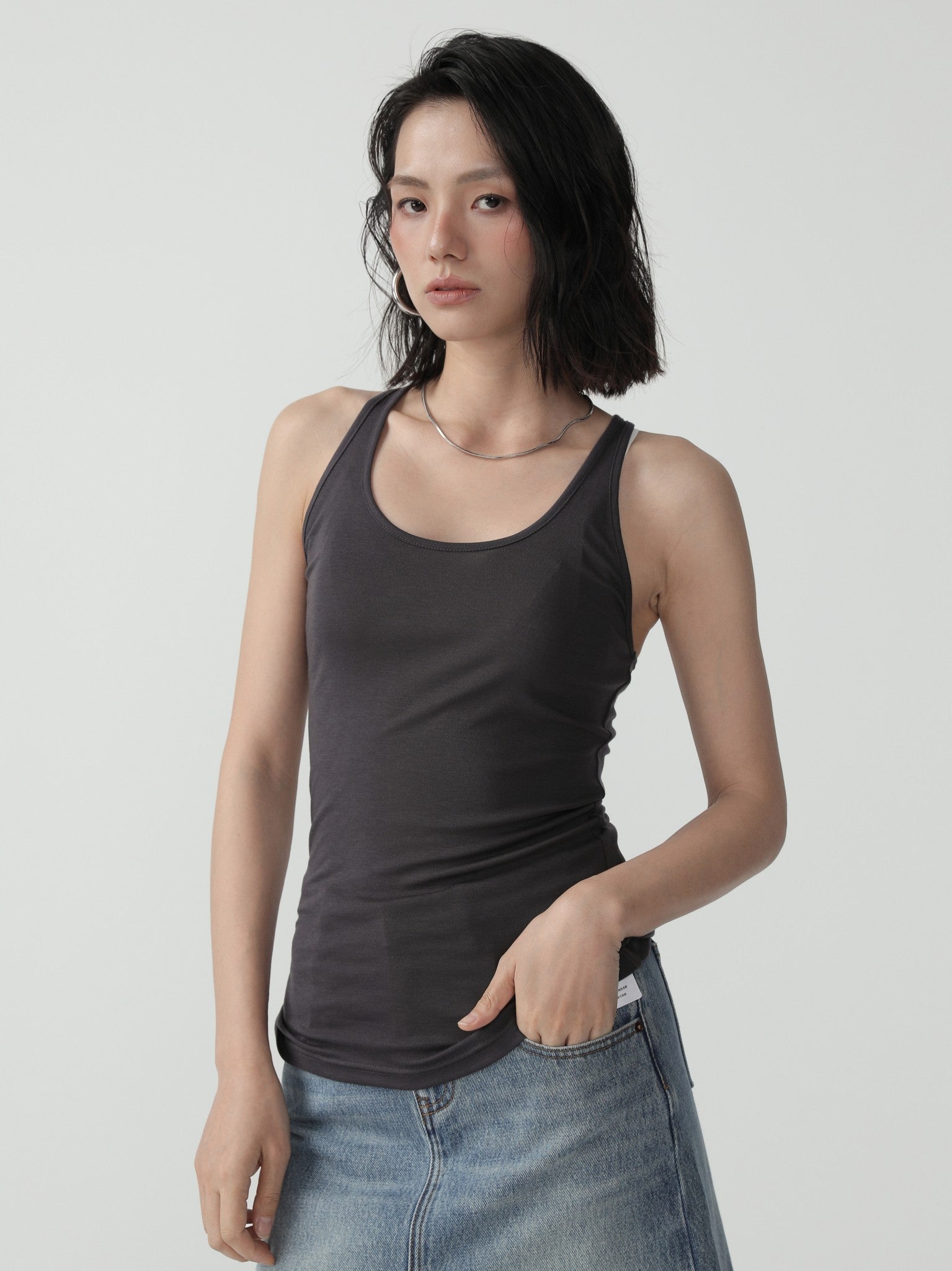 Sleek Fitted Long Sleeve Top - Nettarei