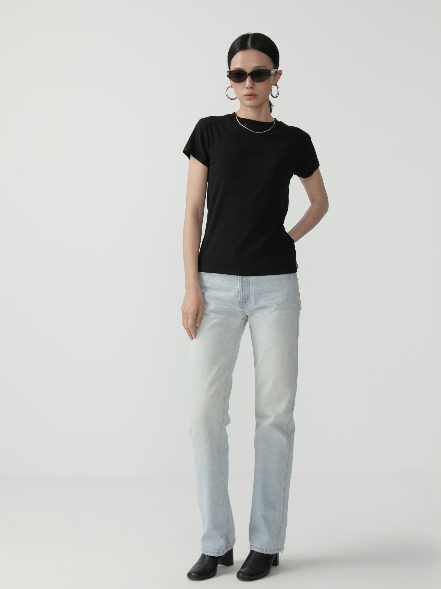 Sleek Minimal Modal Cotton Fitted T-Shirt - Nettarei