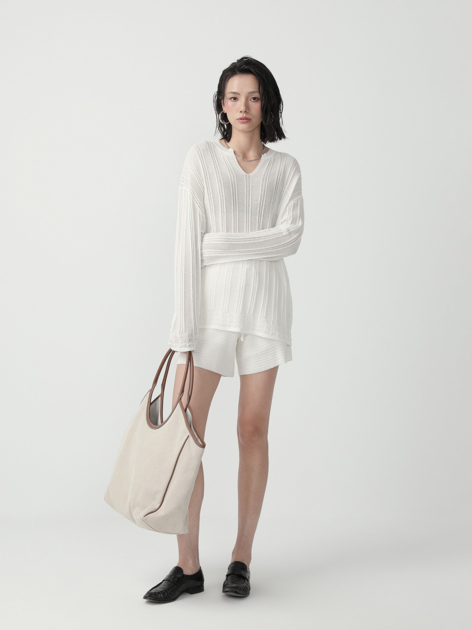 Sleek Minimalist Wide - Leg Knit Shorts - Nettarei