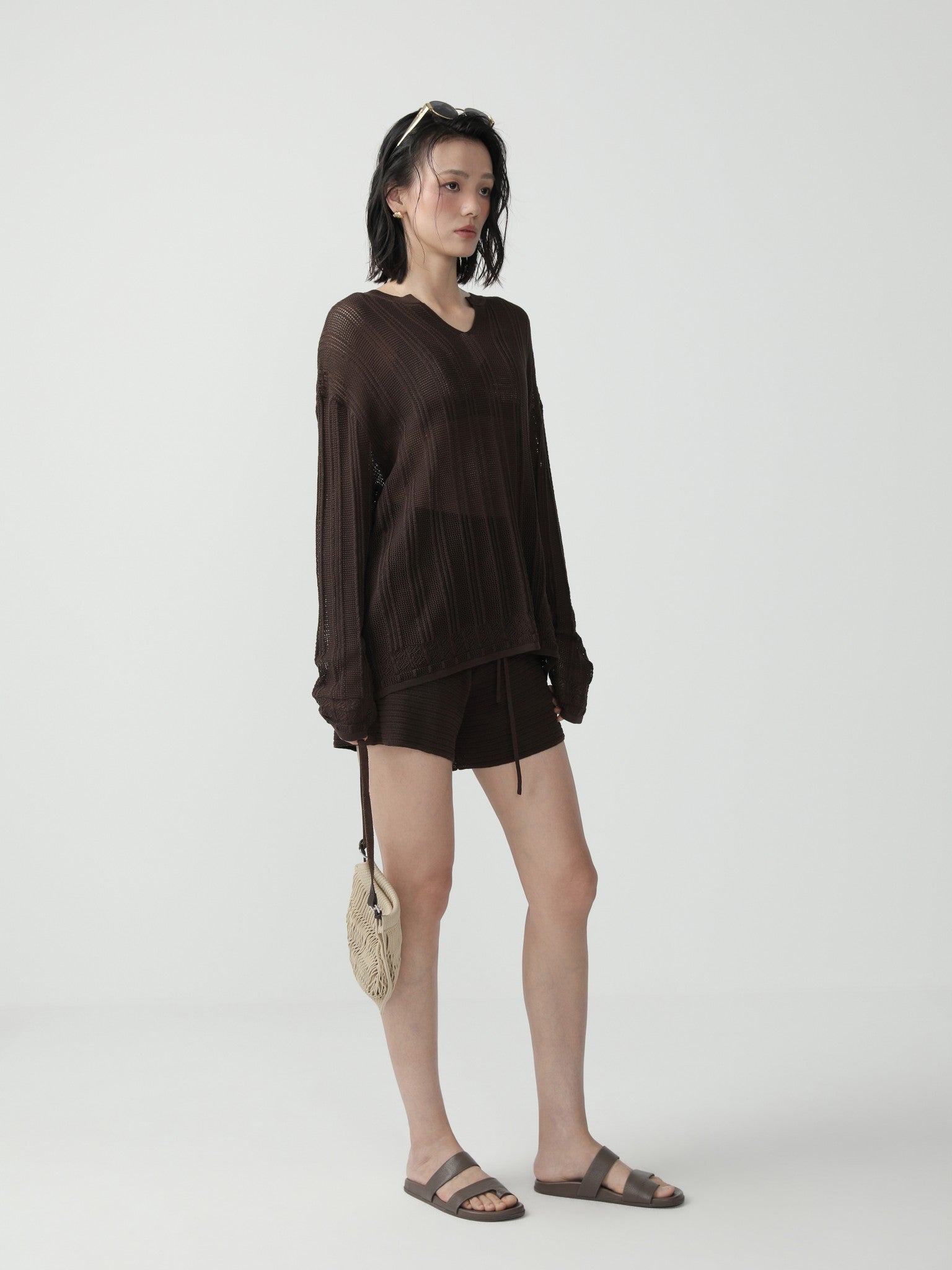 Sleek Minimalist Wide - Leg Knit Shorts - Nettarei