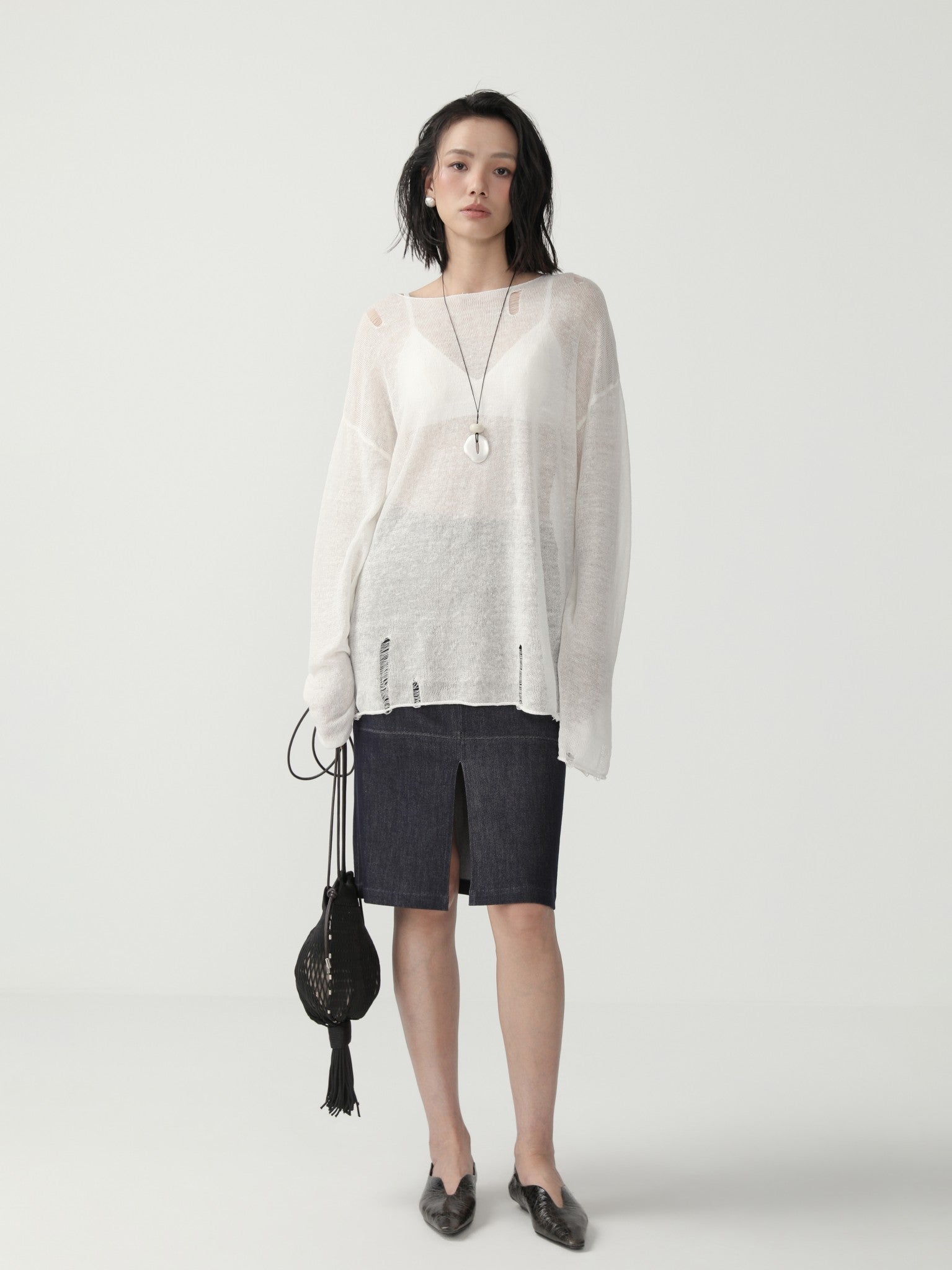Slim Fit Sleek Minimalist Sweater - Nettarei