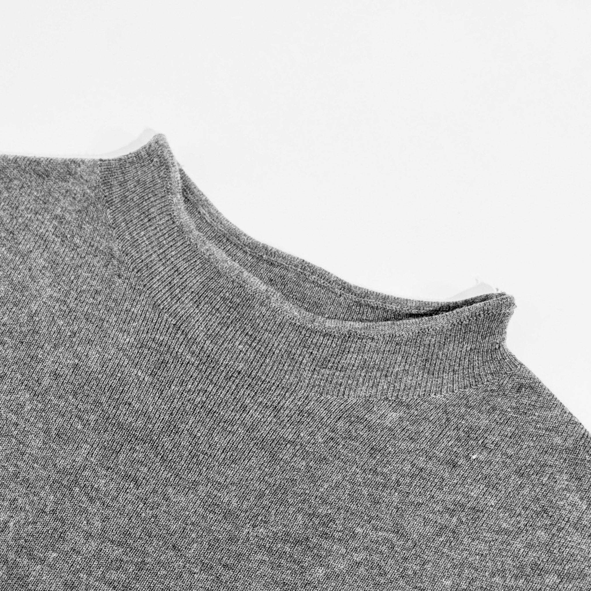 Soft Slim Sweater Tank - Nettarei