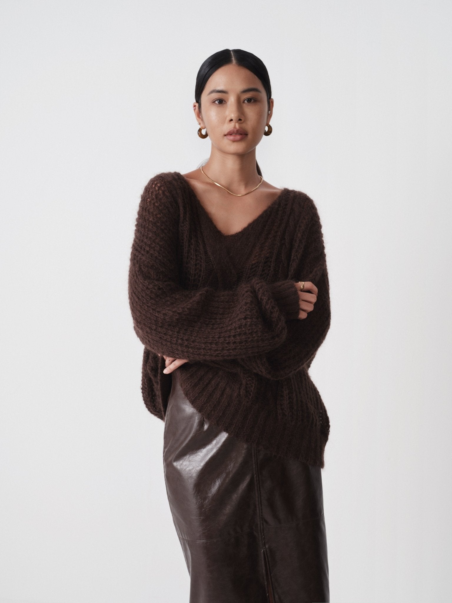 Soft V - Neck Mohair Sweater - Nettarei