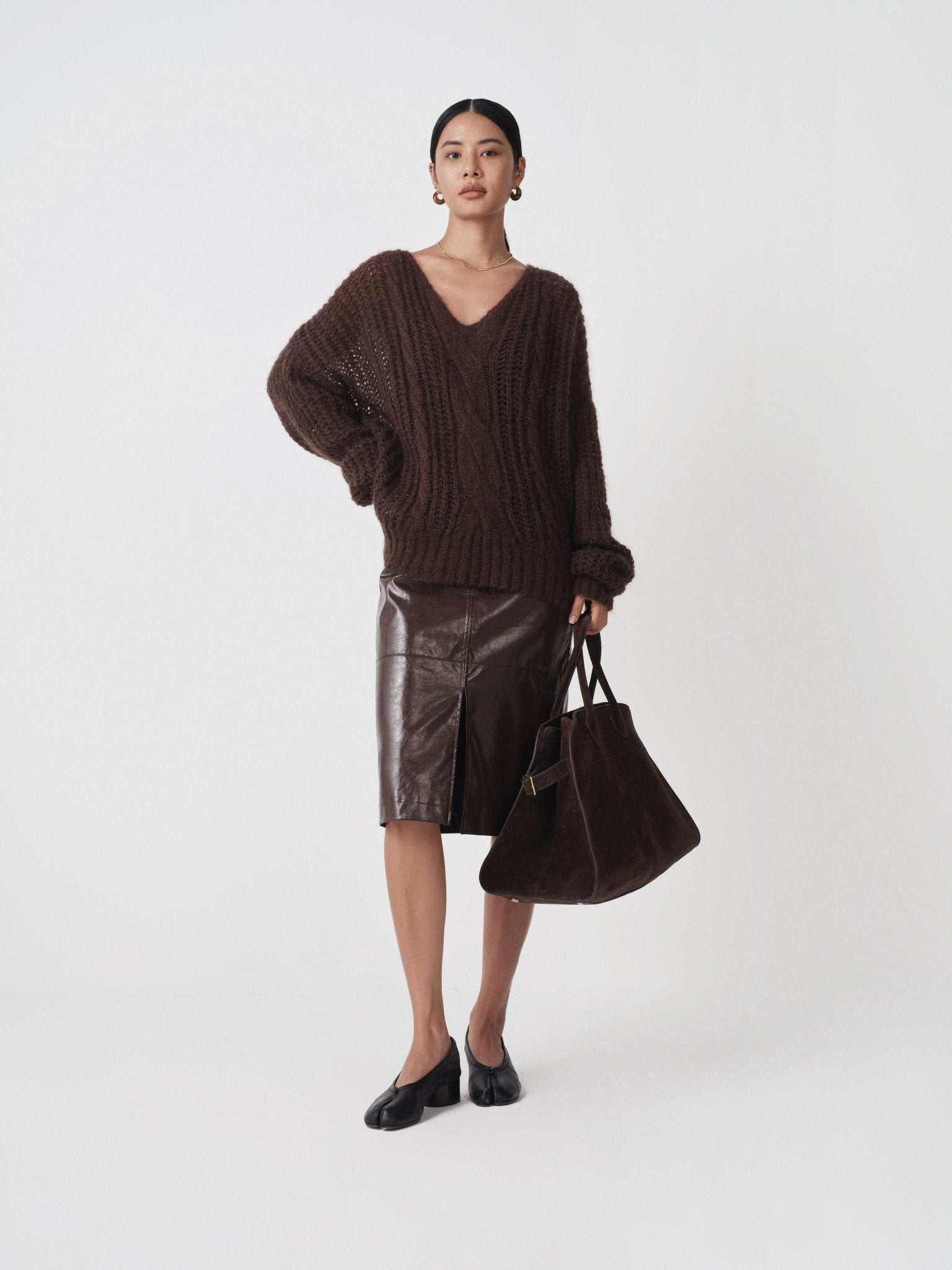 Soft V - Neck Mohair Sweater - Nettarei