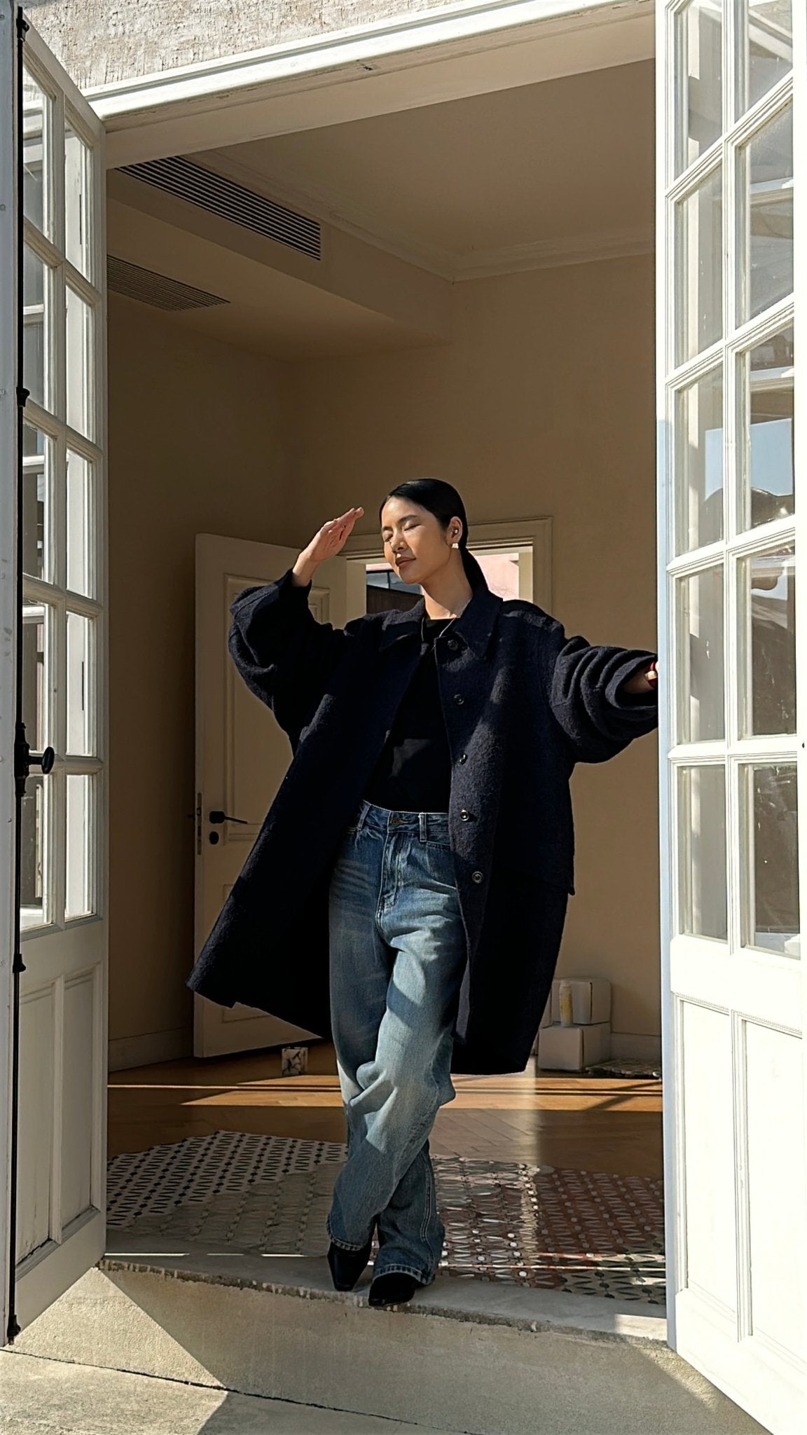 Straight Jeans for Fall - Nettarei