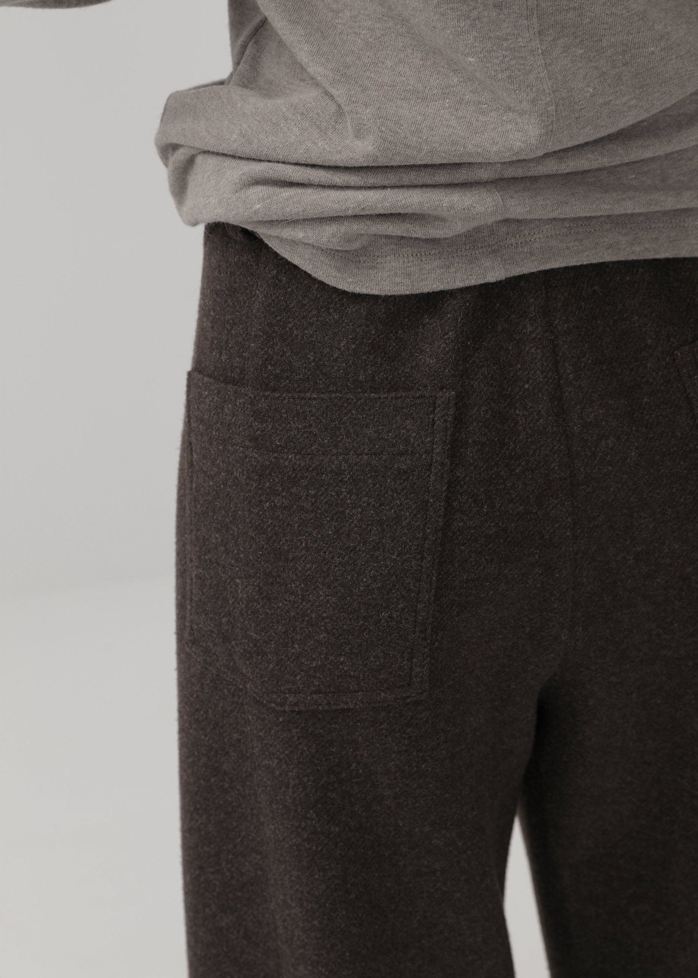 Straight Minimalist Pants - Nettarei