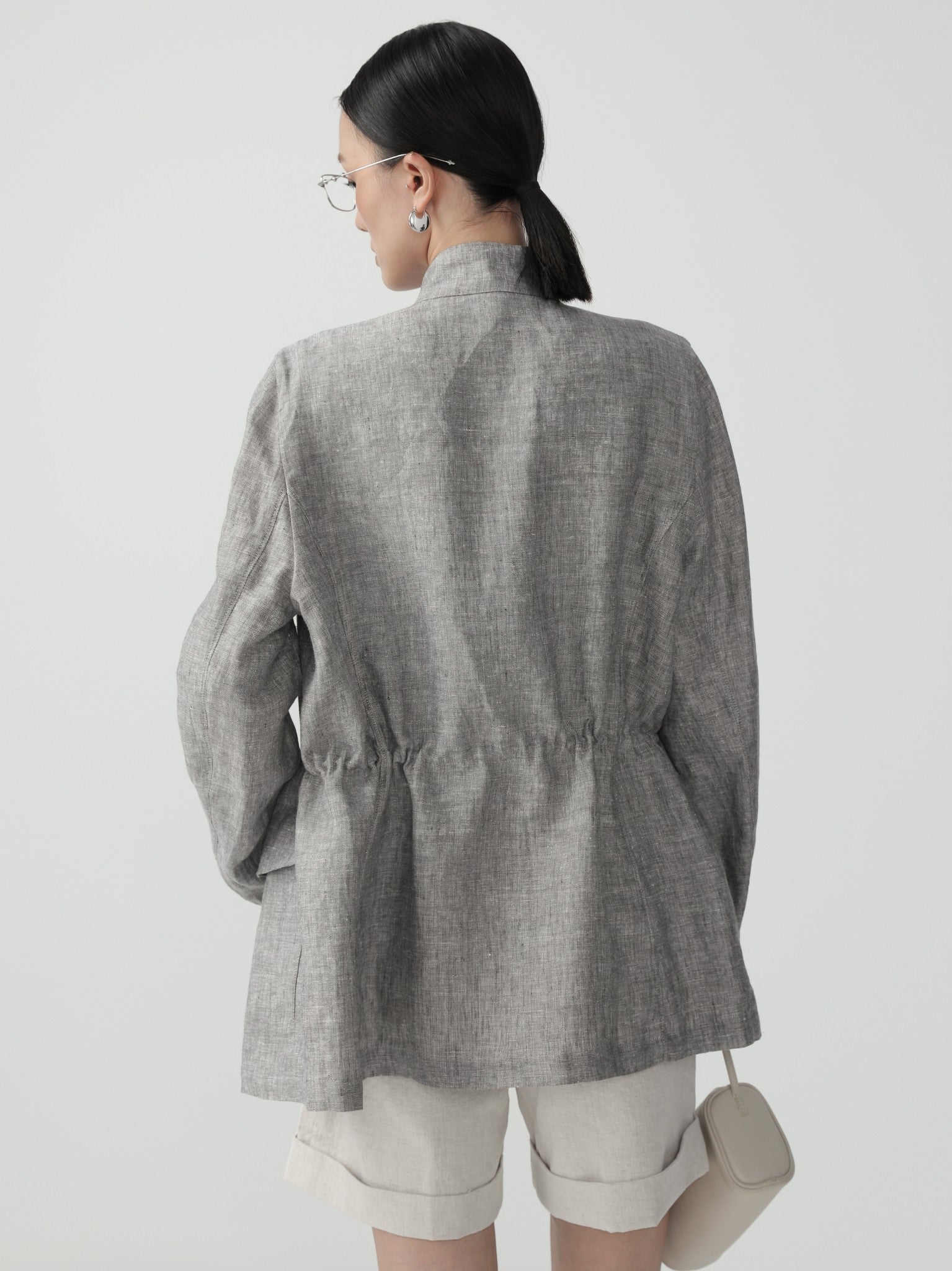 Stylish Minimal Cargo Jacket for Women - Nettarei