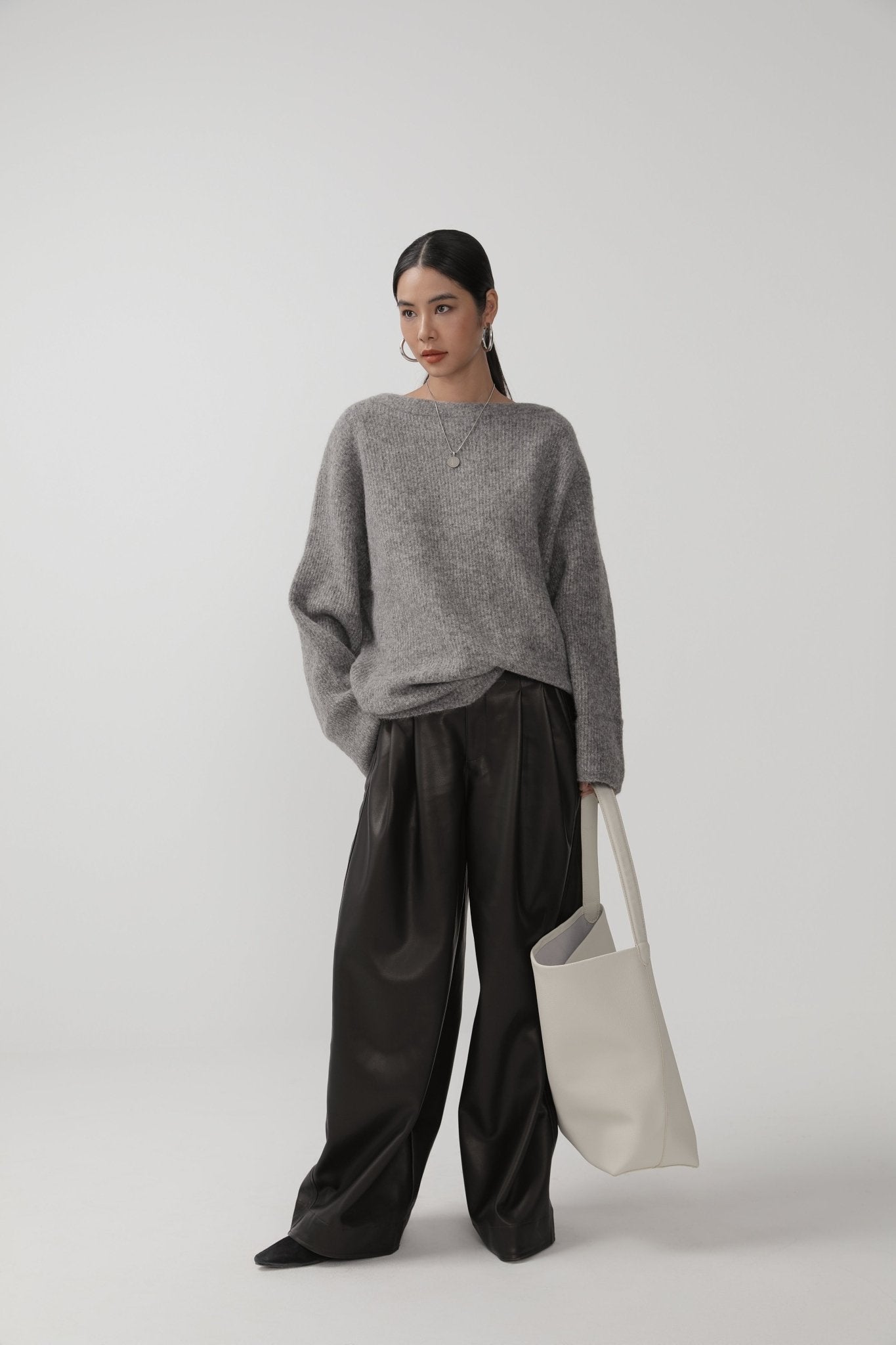Wide - Leg Minimalist Pants - Nettarei