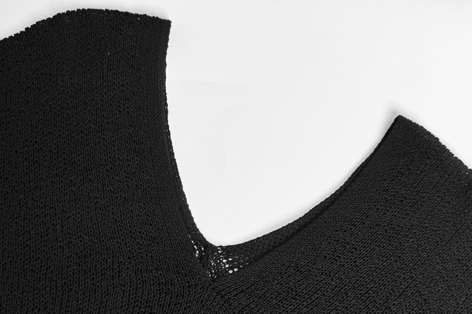 Clean Viscose Knit Poncho for Women - Nettarei