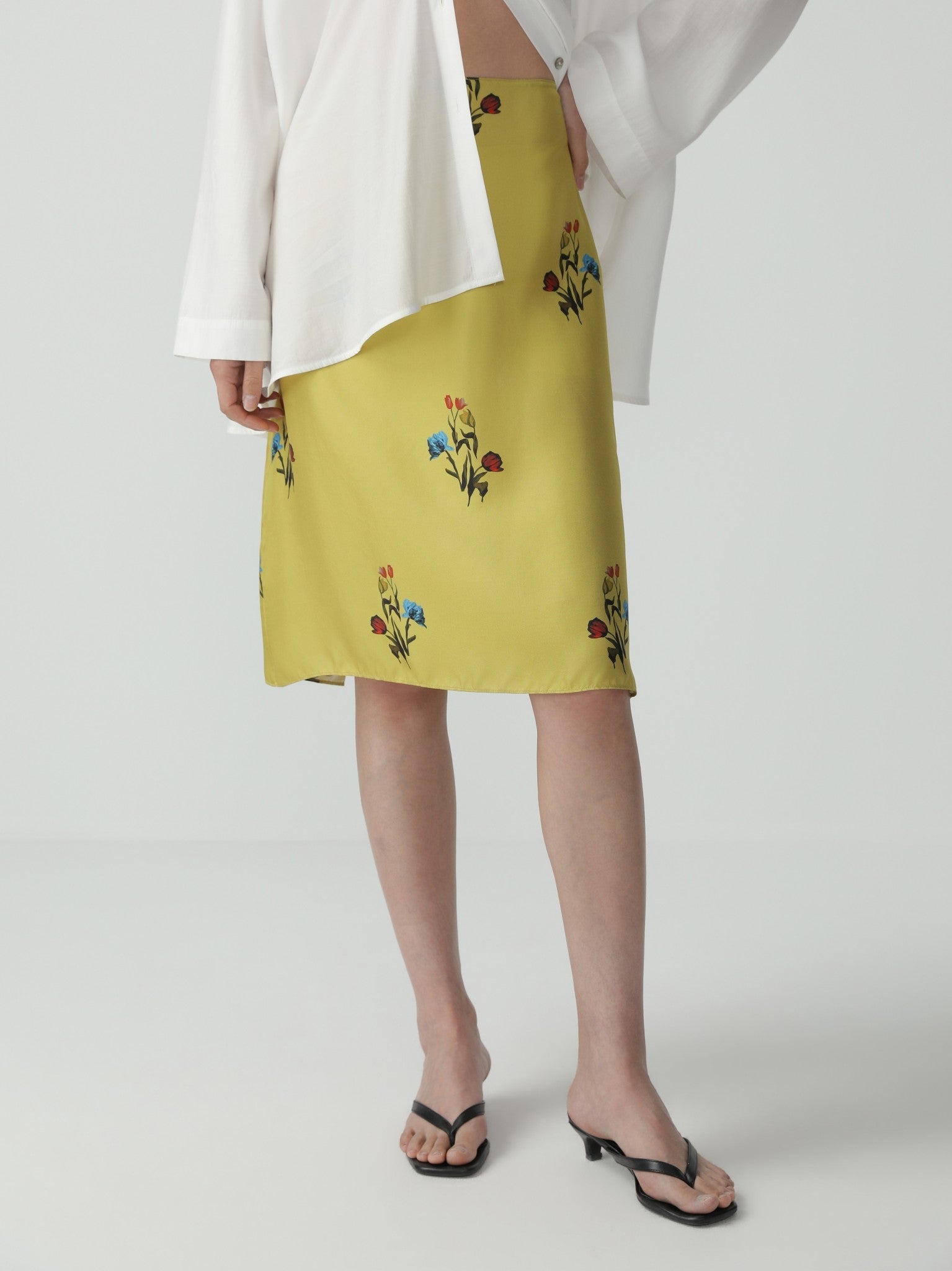 Elegant A - line Midi Skirt with Flowing Silhouette - Nettarei