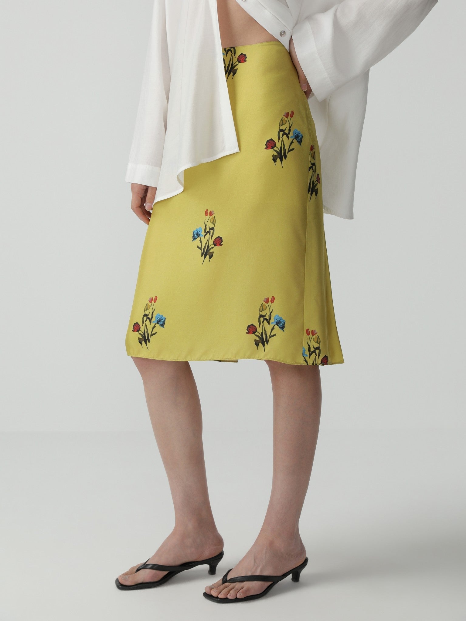 Elegant A - line Midi Skirt with Flowing Silhouette - Nettarei
