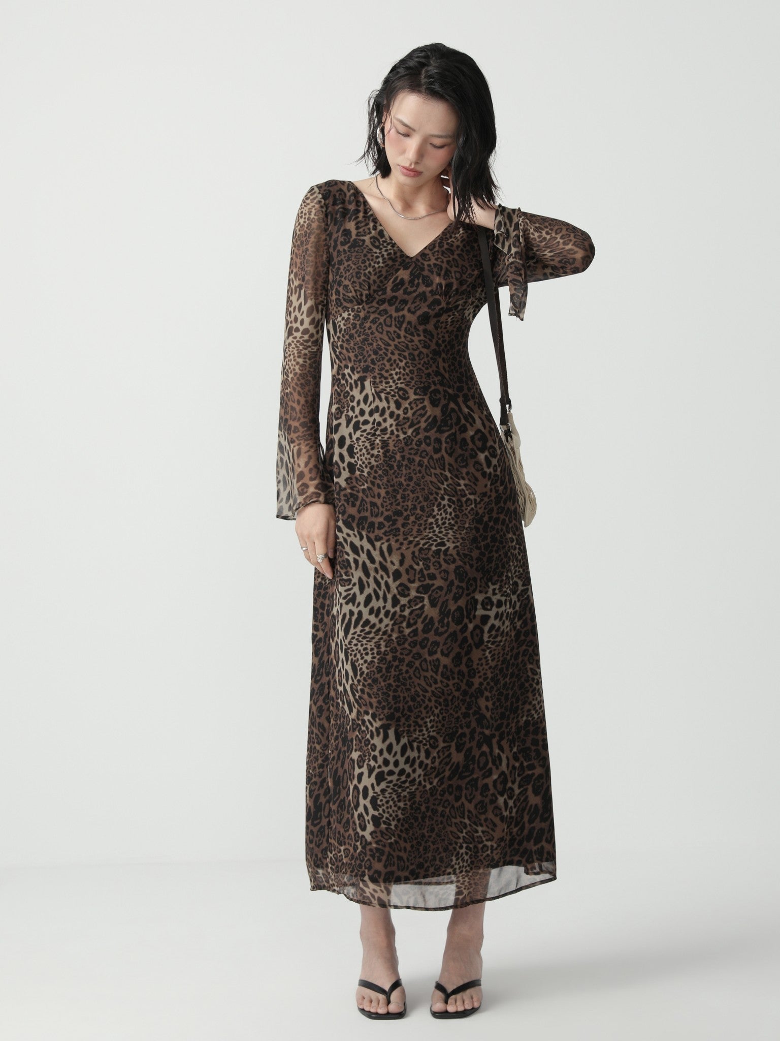 Elegant V - neck Minimalist Dress for Women - Nettarei