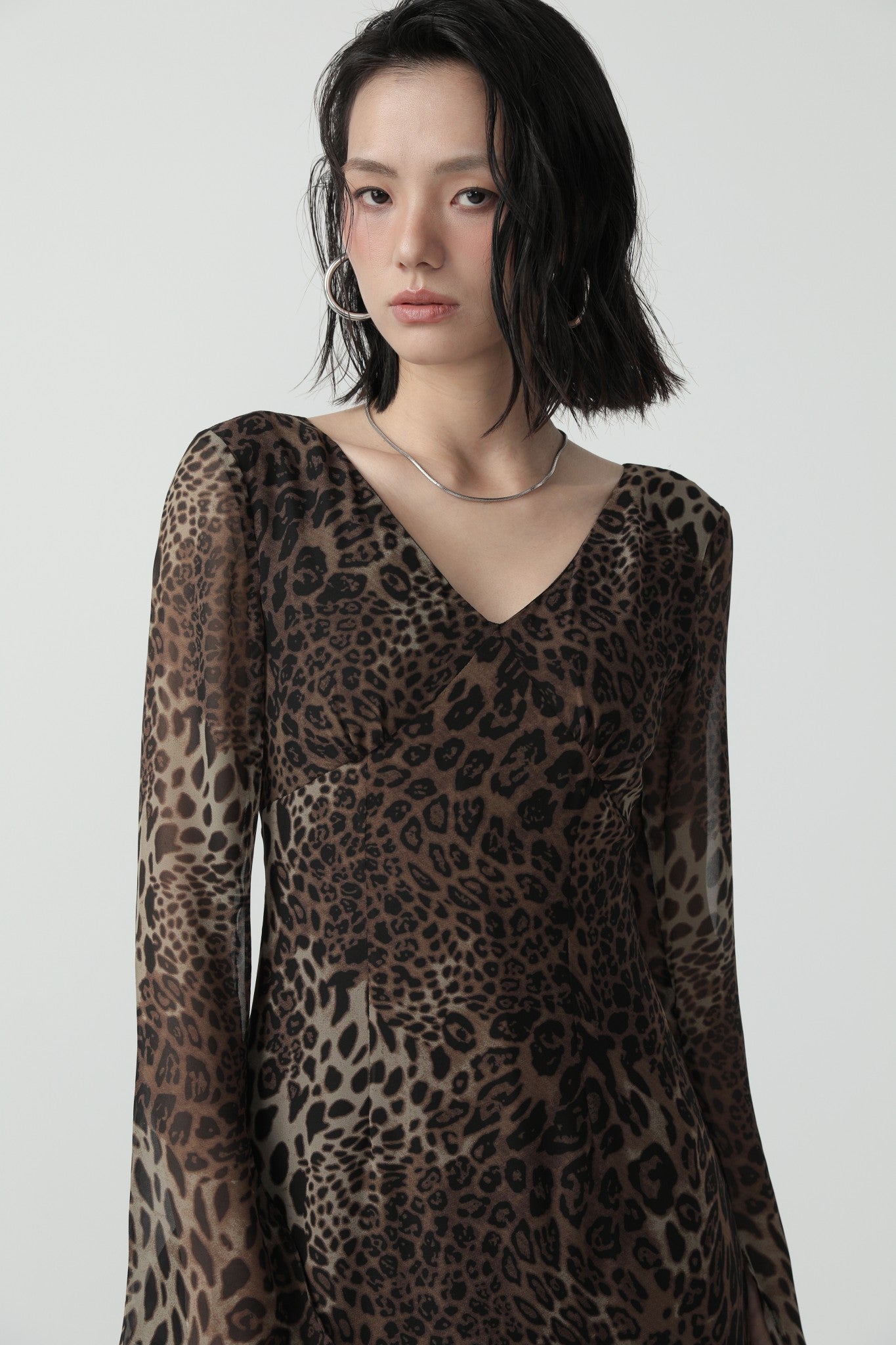 Elegant V - neck Minimalist Dress for Women - Nettarei