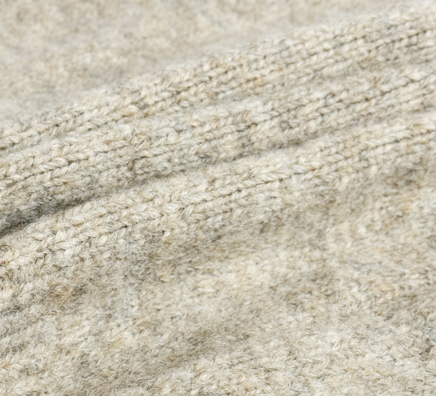 Loose Minimalist Cardigan for Fall - Nettarei