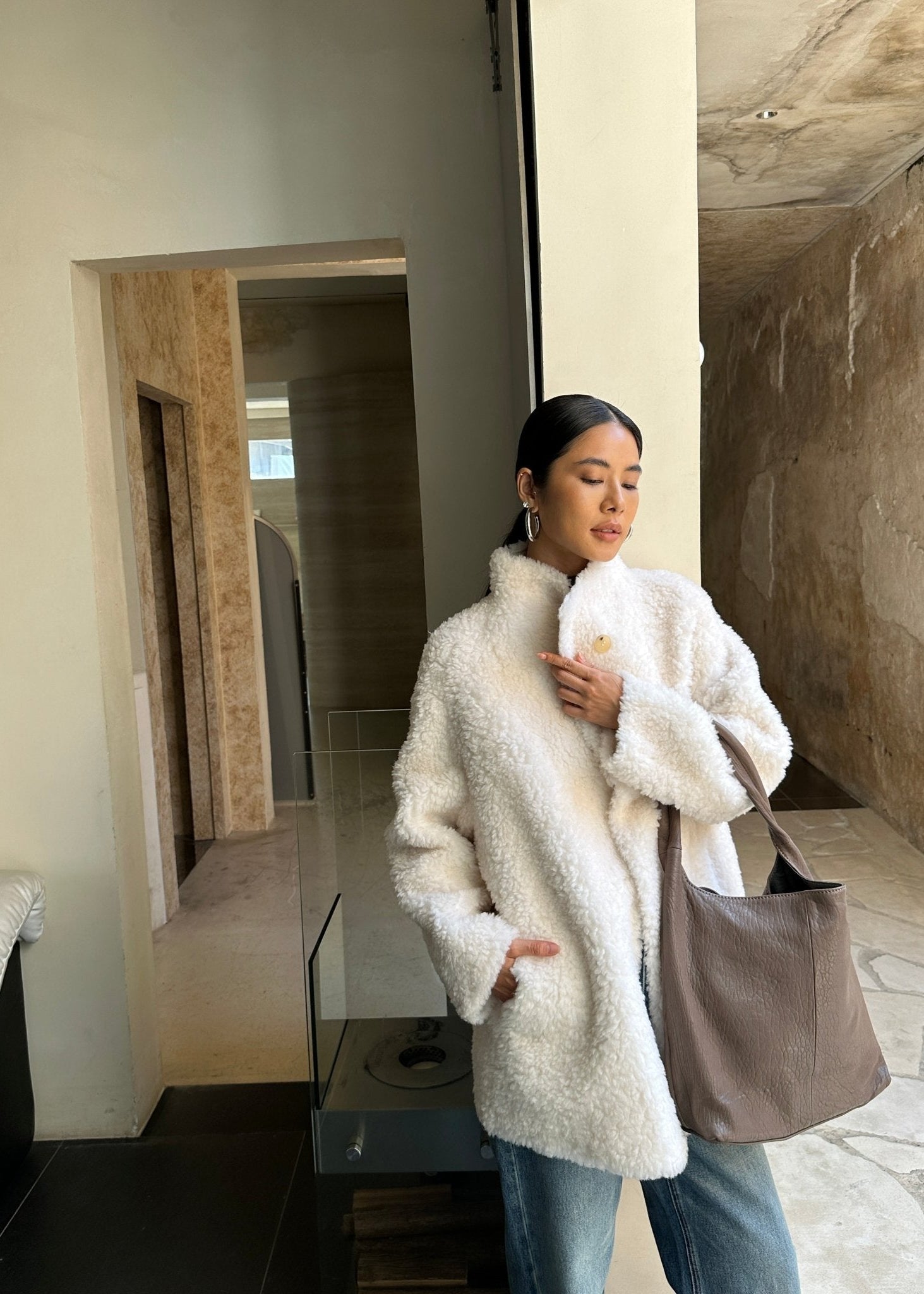 Loose Minimalist Coat for Fall - Nettarei