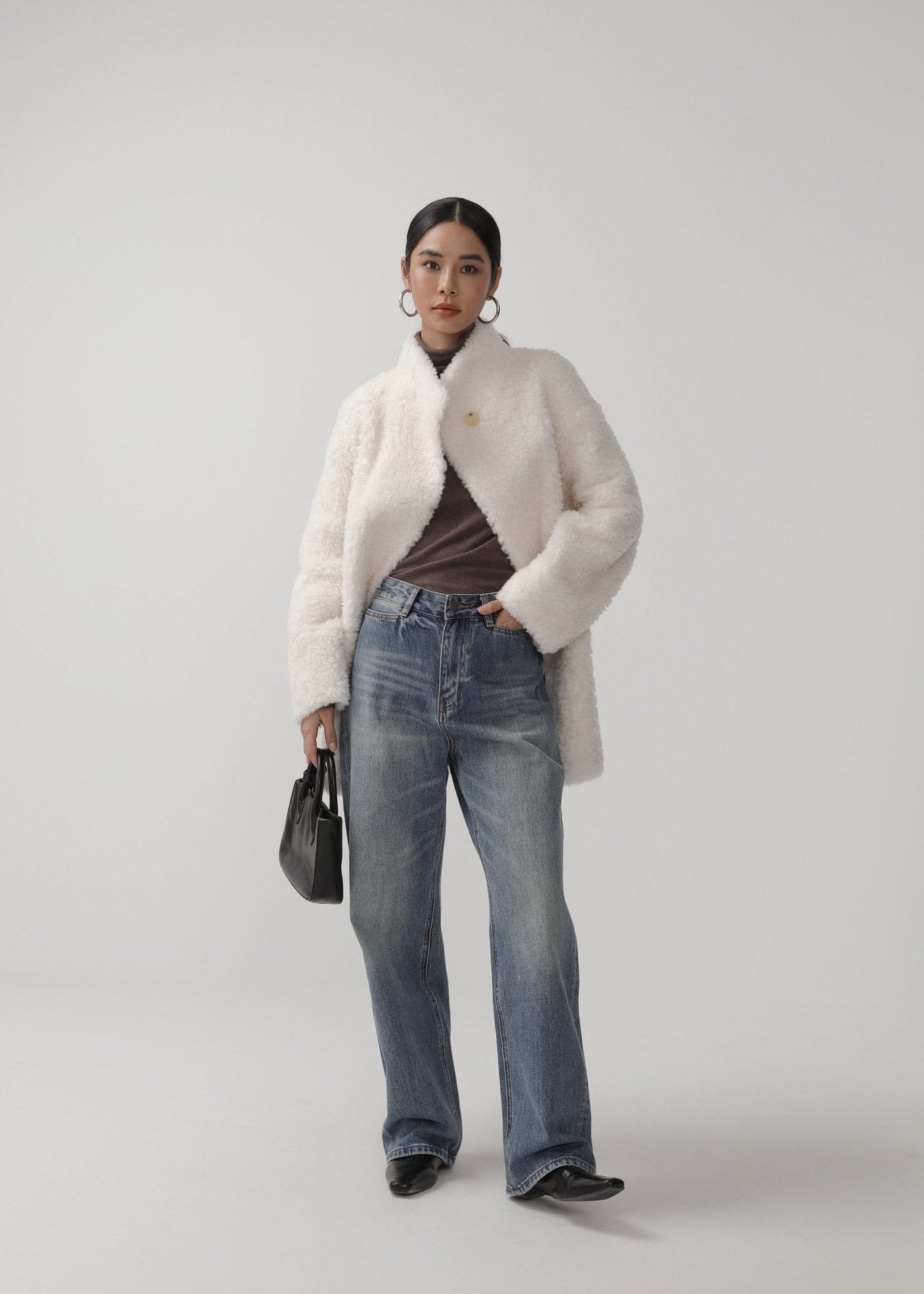 Loose Minimalist Coat for Fall - Nettarei