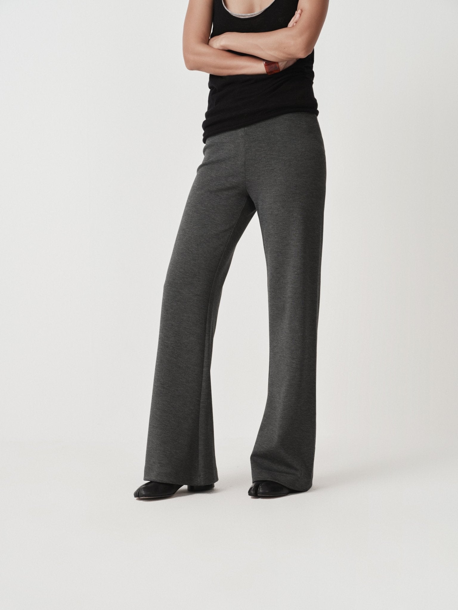 Minimalist Straight - Leg Pants - Fall - Nettarei