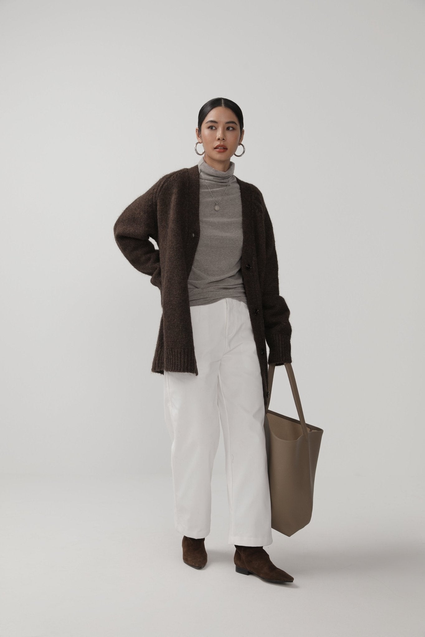 Minimalist Straight Pants - Nettarei