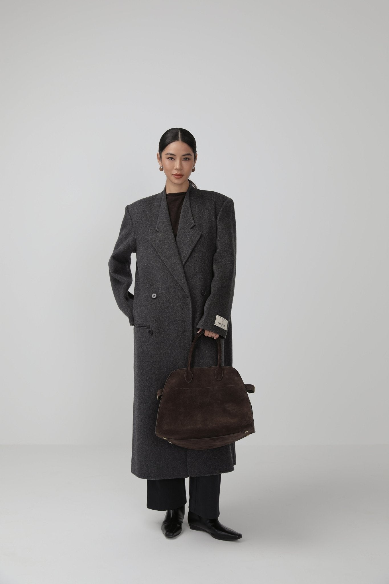 Minimalist Women's Cashmere Coat – Fall - Nettarei