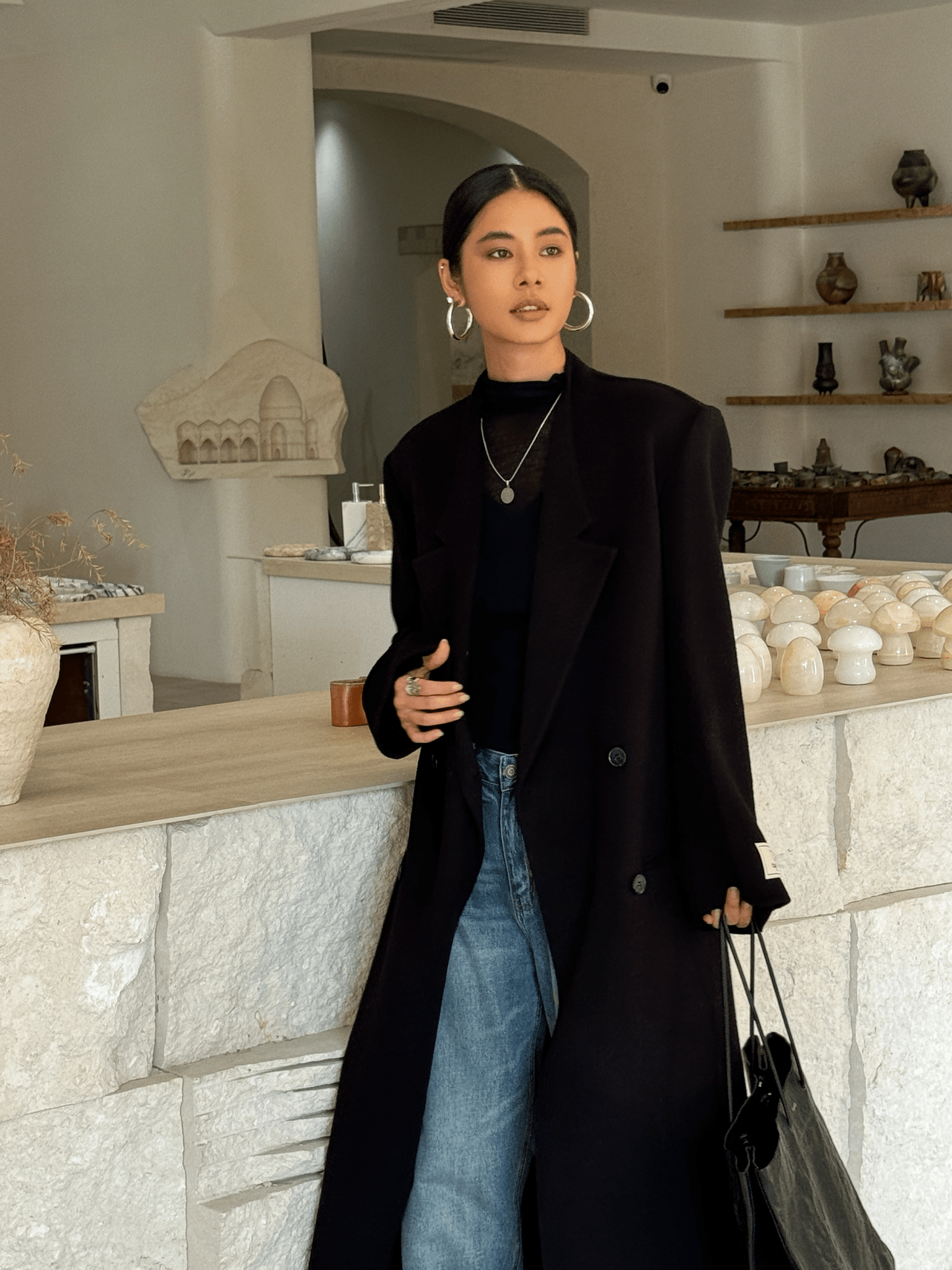 Minimalist Women's Cashmere Coat – Fall - Nettarei