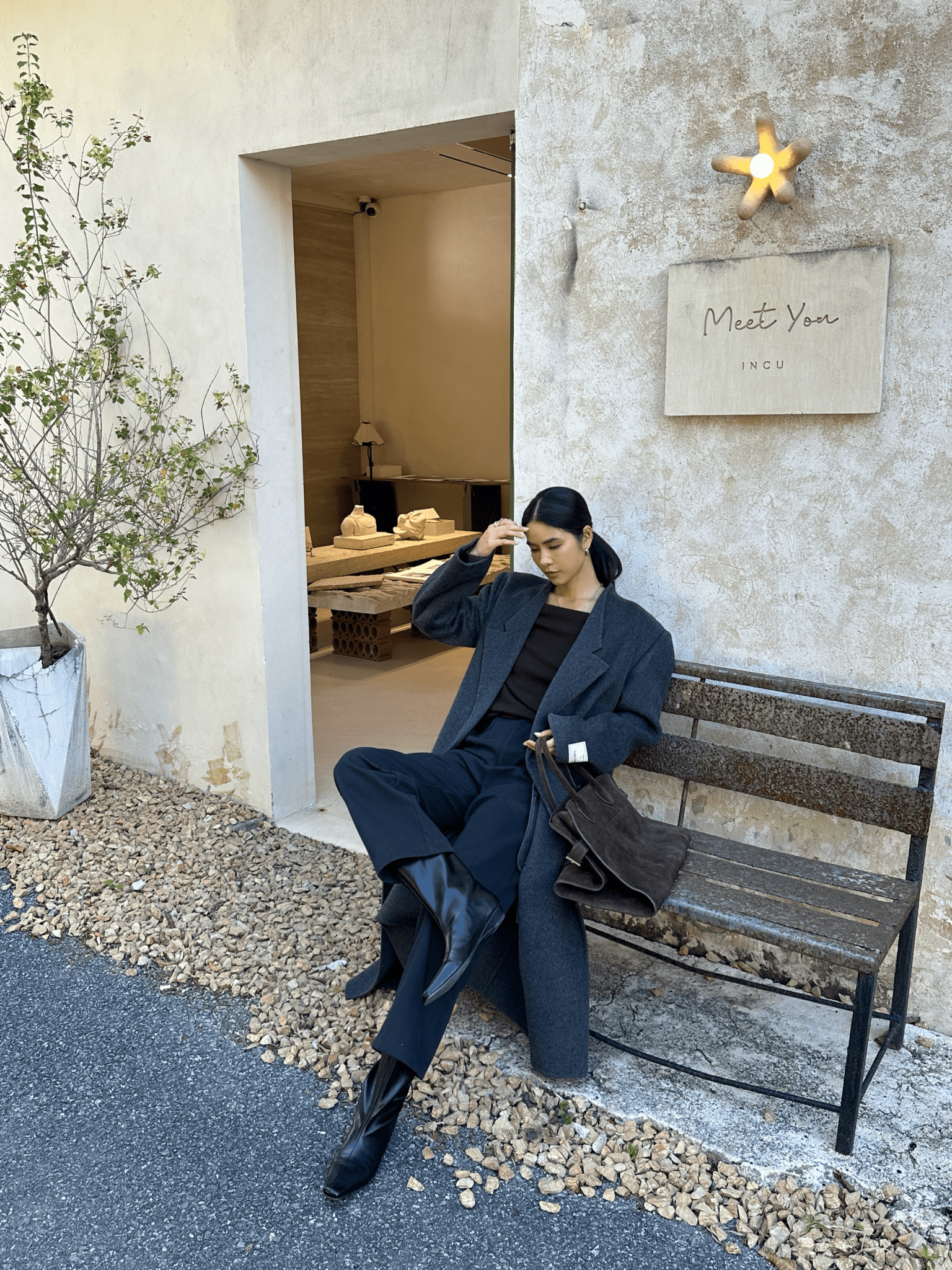 Minimalist Women's Cashmere Coat – Fall - Nettarei