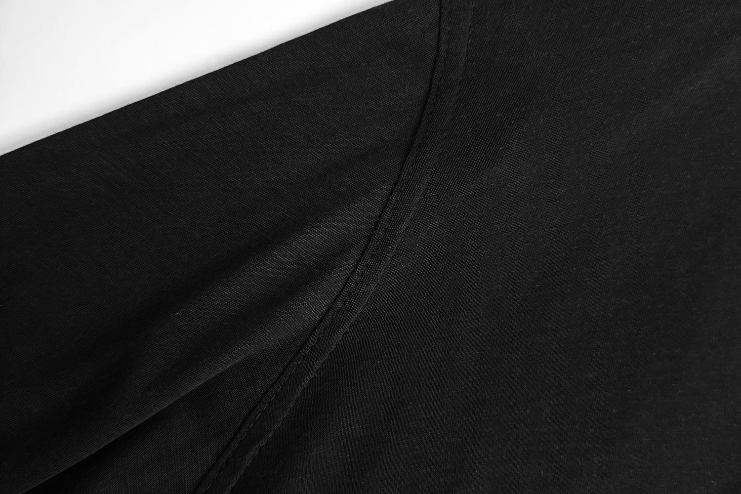 Oversized Long Sleeve Minimalist Silk T-Shirt - Nettarei