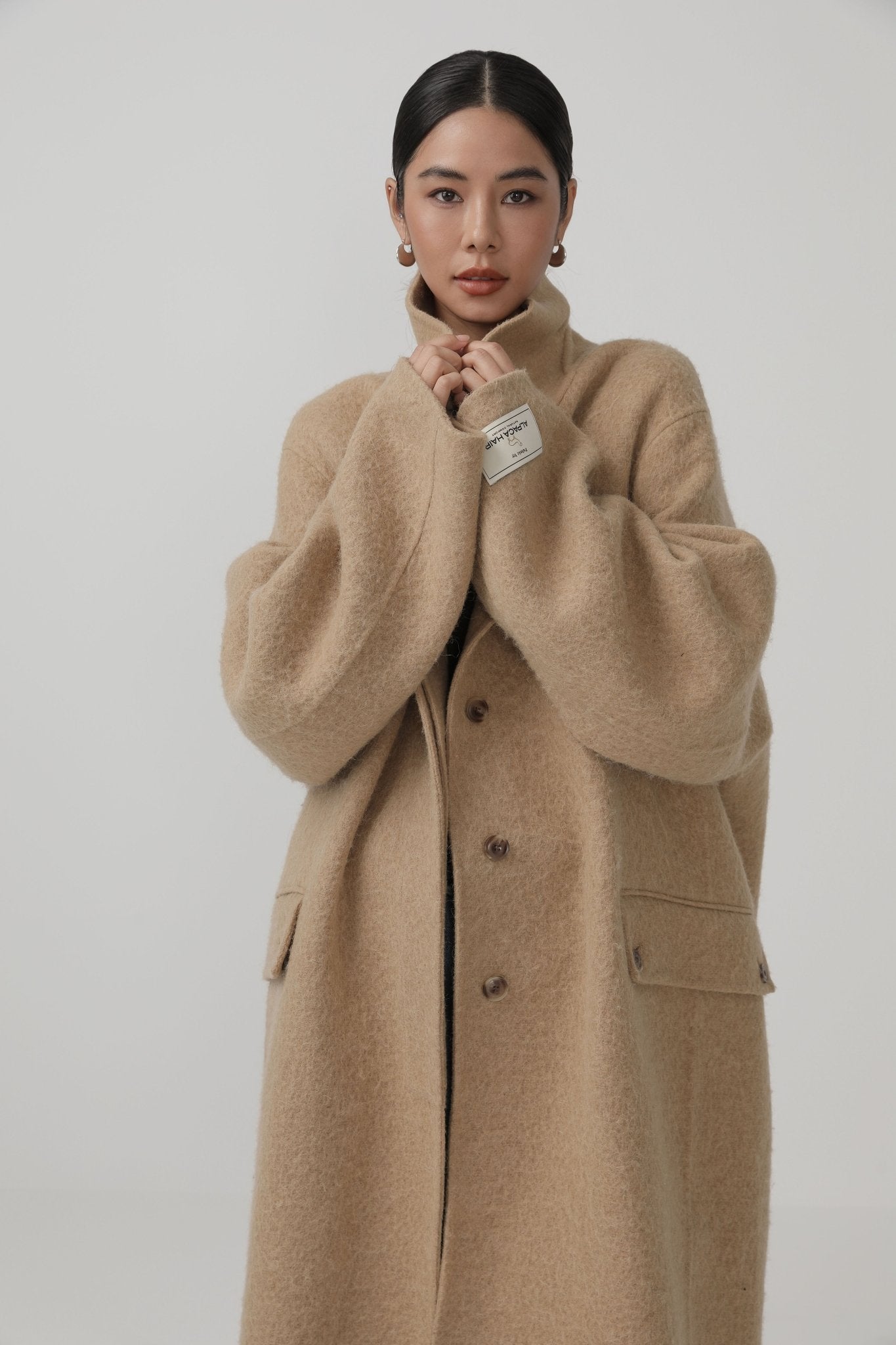 Oversized Minimalist Coat for Fall - Nettarei