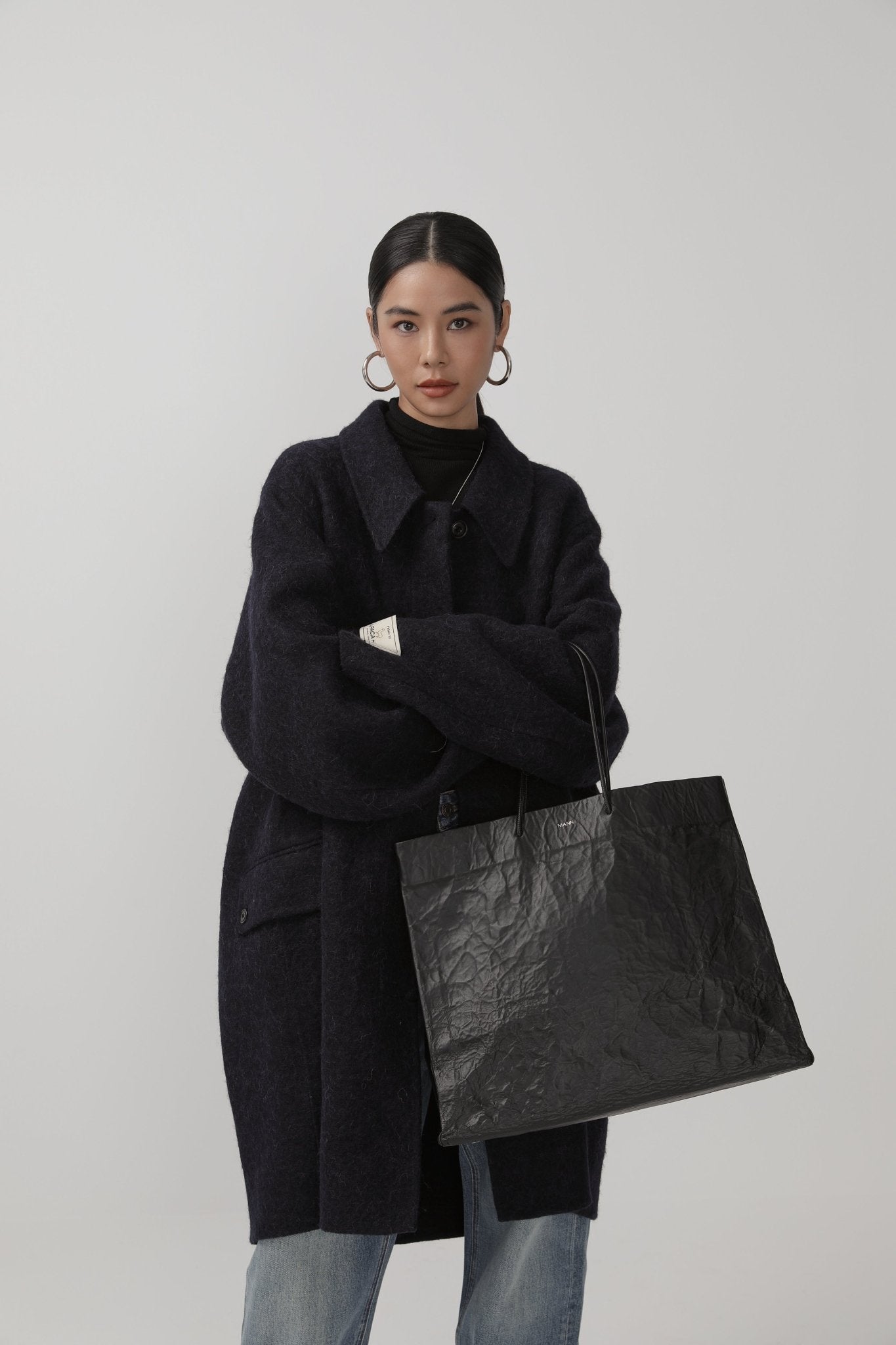 Oversized Minimalist Coat for Fall - Nettarei
