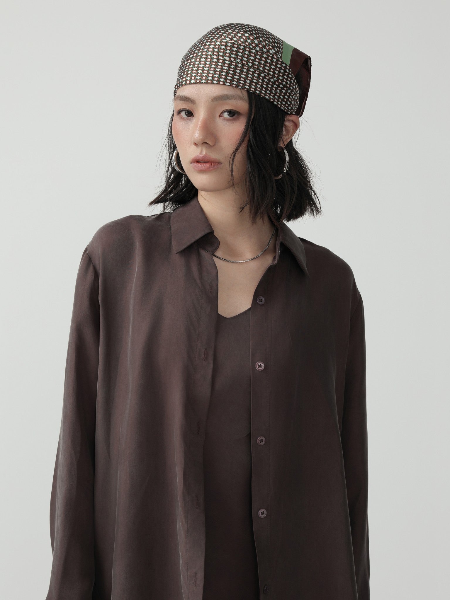 Oversized Minimalist Stylish Shirt for Women - Nettarei