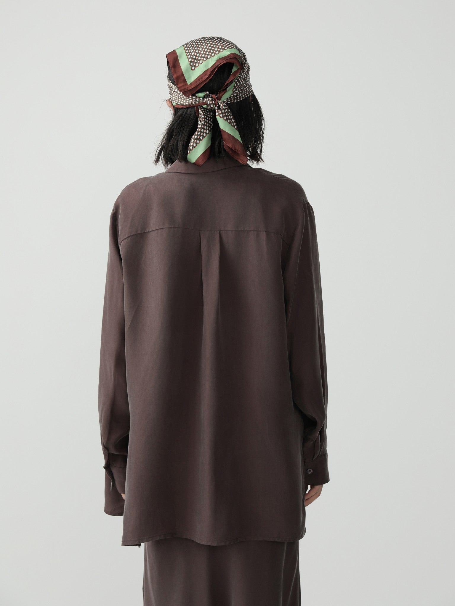 Oversized Minimalist Stylish Shirt for Women - Nettarei