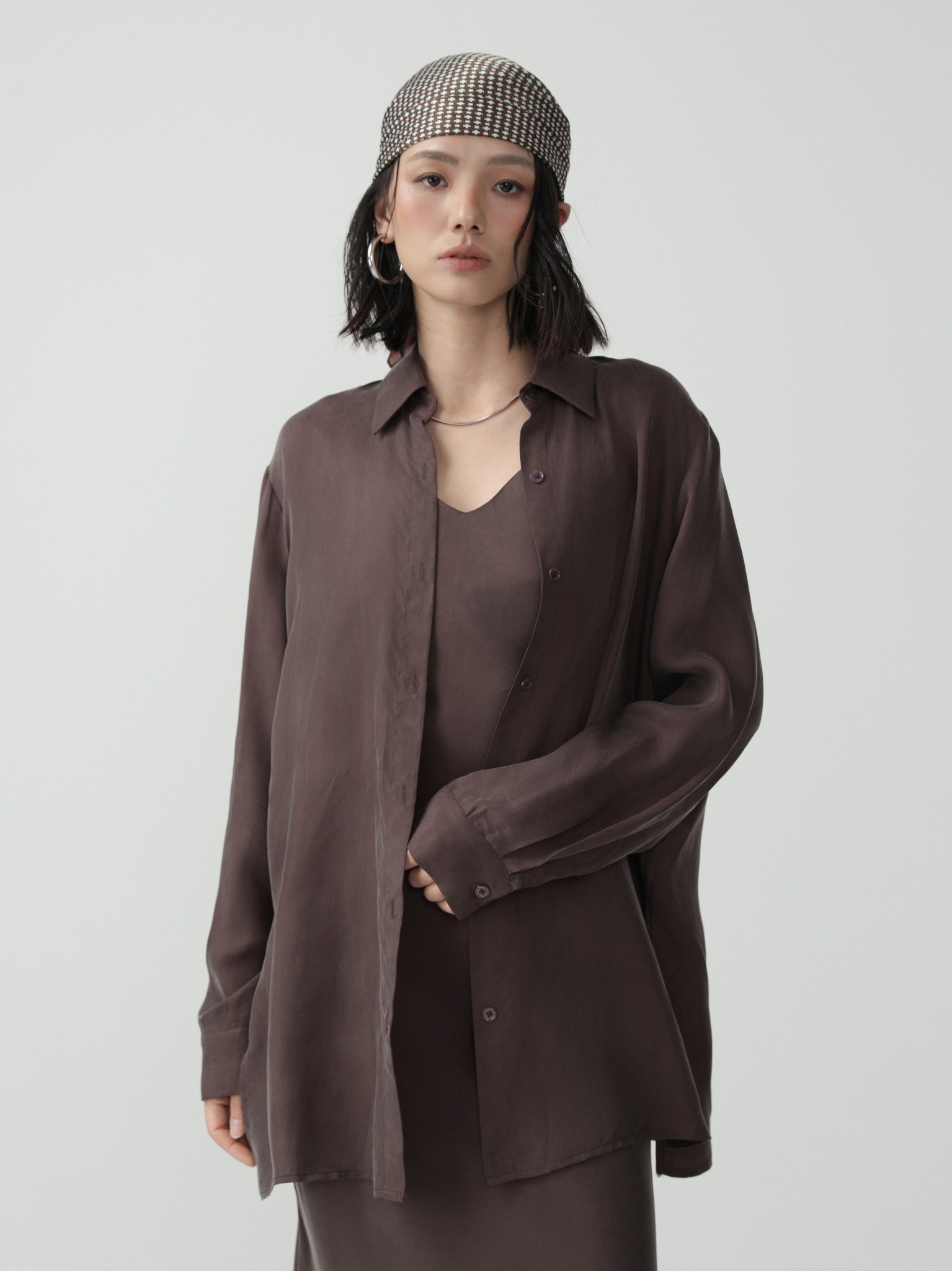 Oversized Minimalist Stylish Shirt for Women - Nettarei