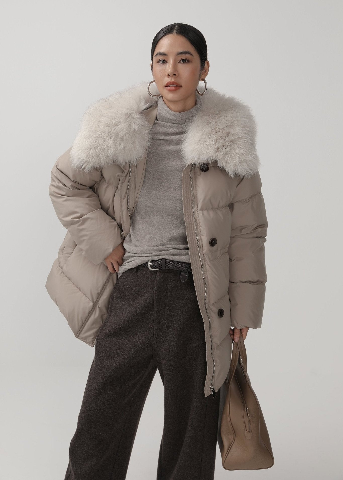 Oversized Minimalist White Duck Down Parka - Nettarei