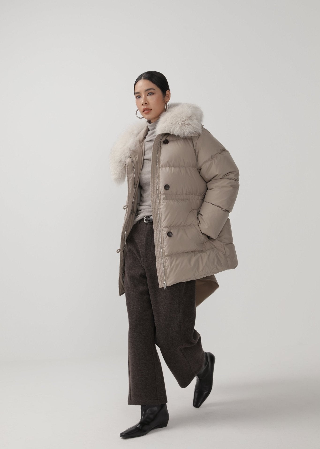 Oversized Minimalist White Duck Down Parka - Nettarei