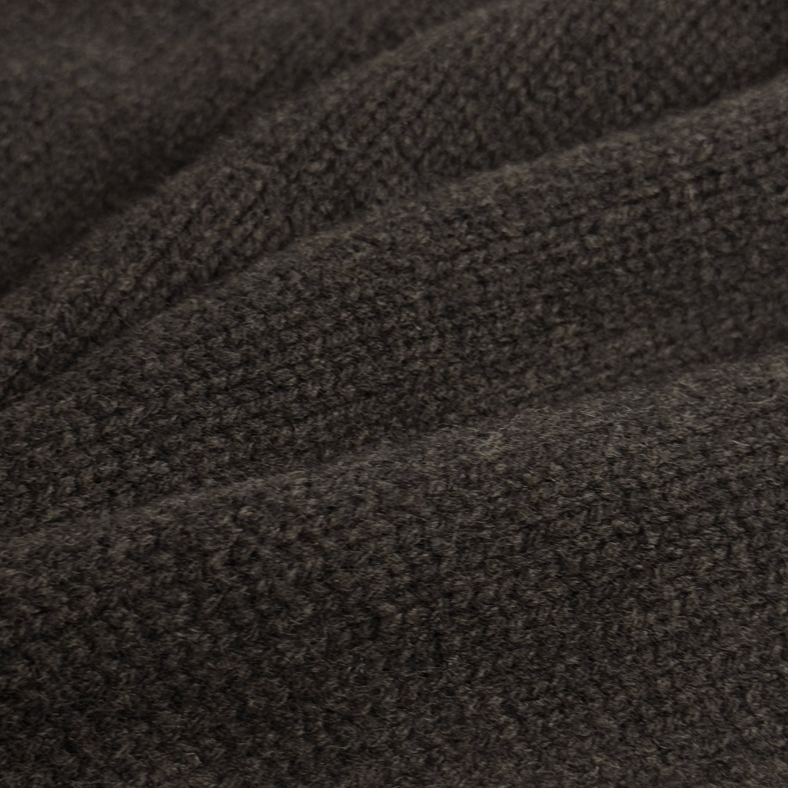 Oversized Turtleneck Sweater - Nettarei