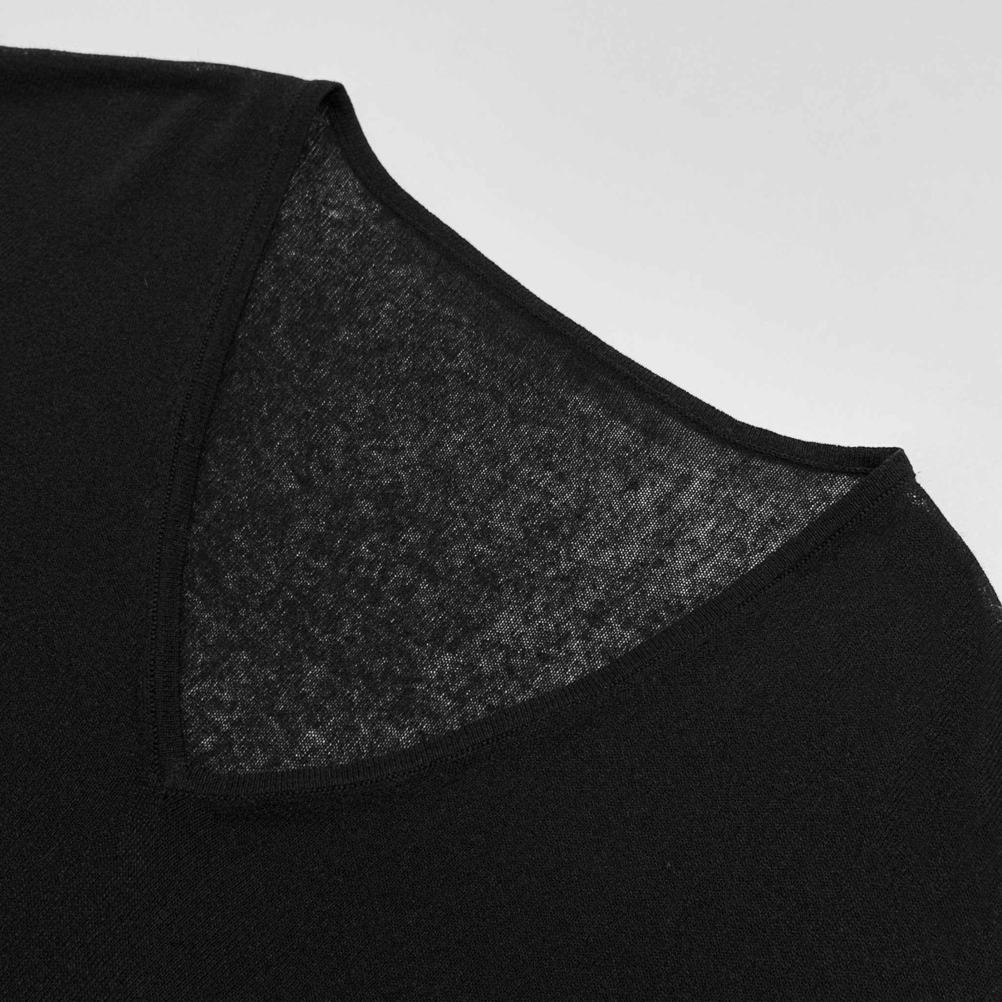 Pure V - neck Shirt for Workwear - Nettarei